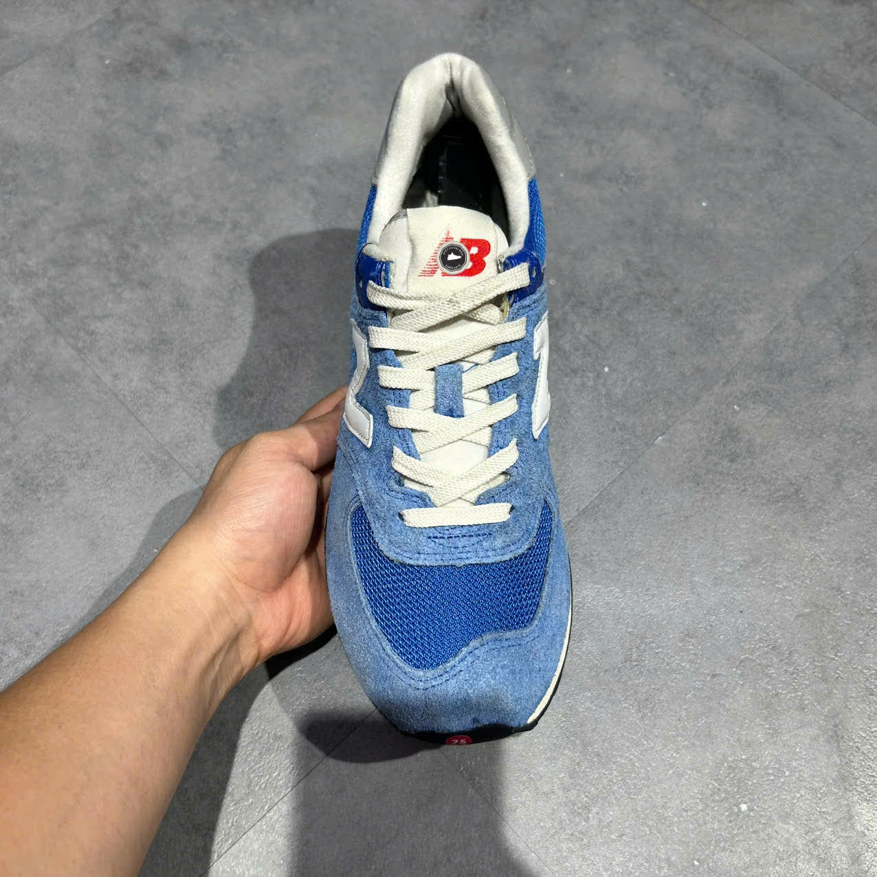 NEW BALANCE 574 ‘BLUE WHITE’ U574WL2 SIZE 42.5 GIÀY 2HAND CHÍNH HÃNG PVN20353
