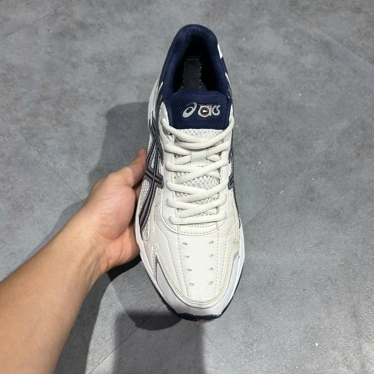 ASICS GEL-170 TR ‘WHITE / NAVY’ 1023A054 SIZE 42 GIÀY 2HAND CHÍNH HÃNG PVN20296