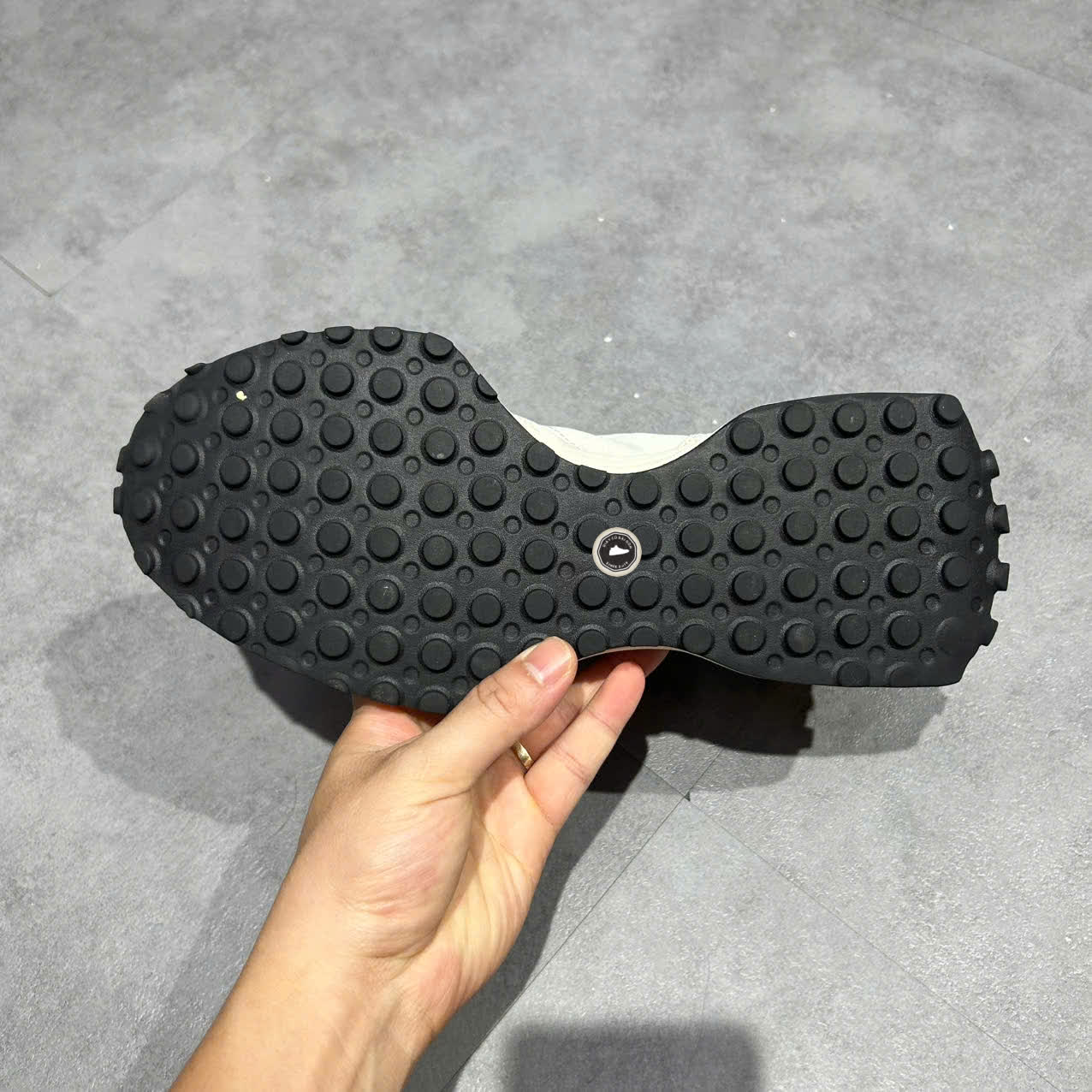 NEW BALANCE 327 'SEA SALT' MS327FE SIZE 44 GIÀY 2HAND CHÍNH HÃNG PVN20367