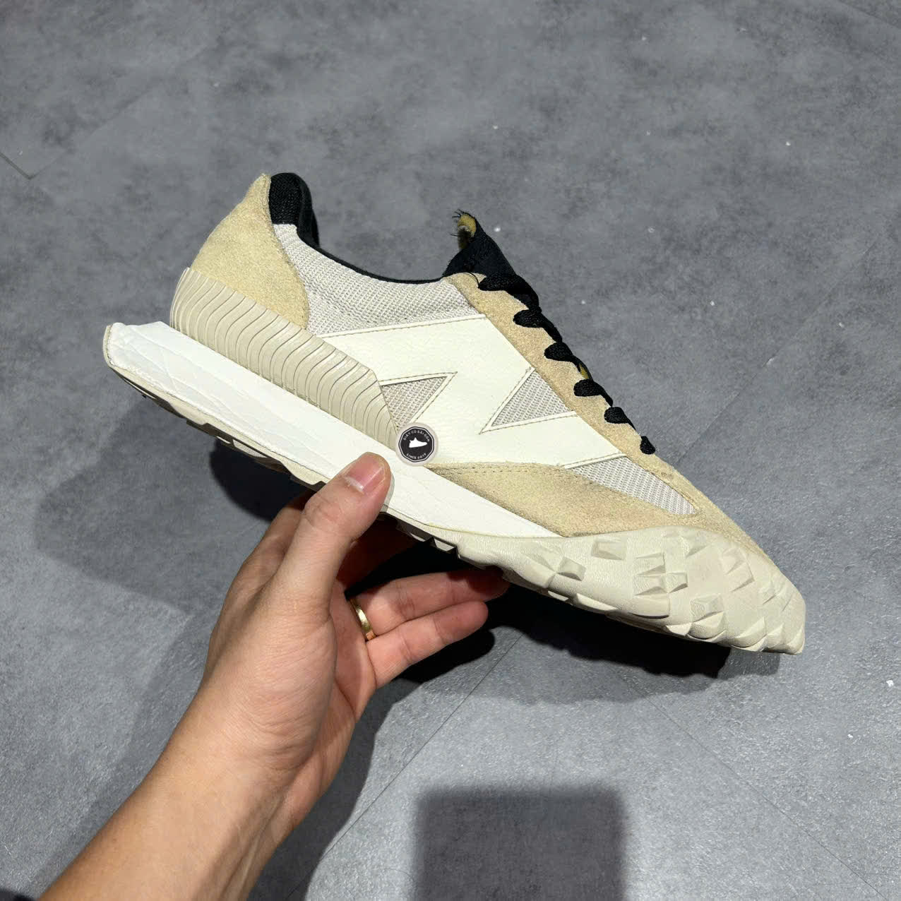 NEW BALANCE XC-72 ‘MOONBEAM’ UXC72DB1 SIZE 43 GIÀY 2HAND CHÍNH HÃNG PVN20301