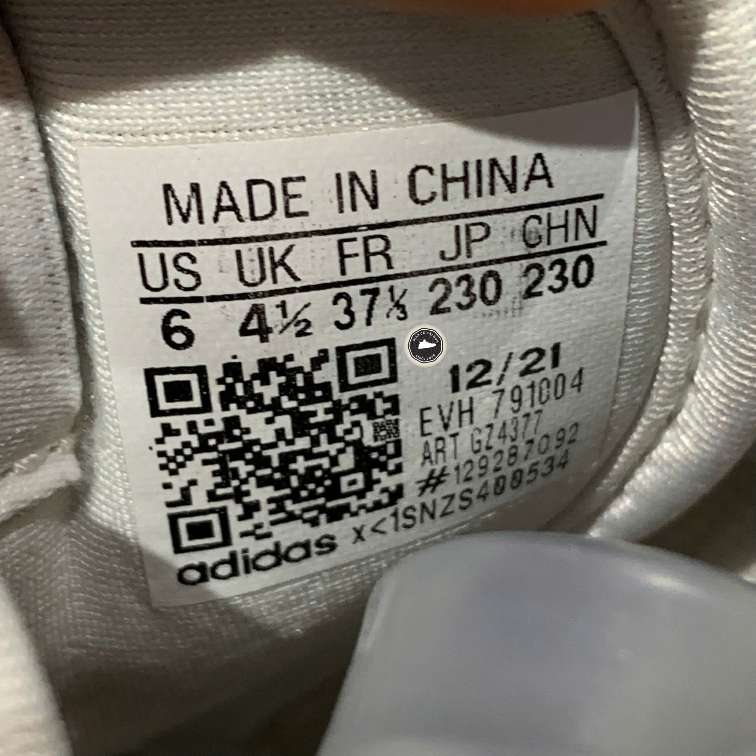 ADIDAS ORIGINALS FORUM LOW SWAROVSKI WHITE MULTI COLOR GZ4377 SIZE 37 1/3 GIÀY 2HAND CHÍNH HÃNG PVN20903