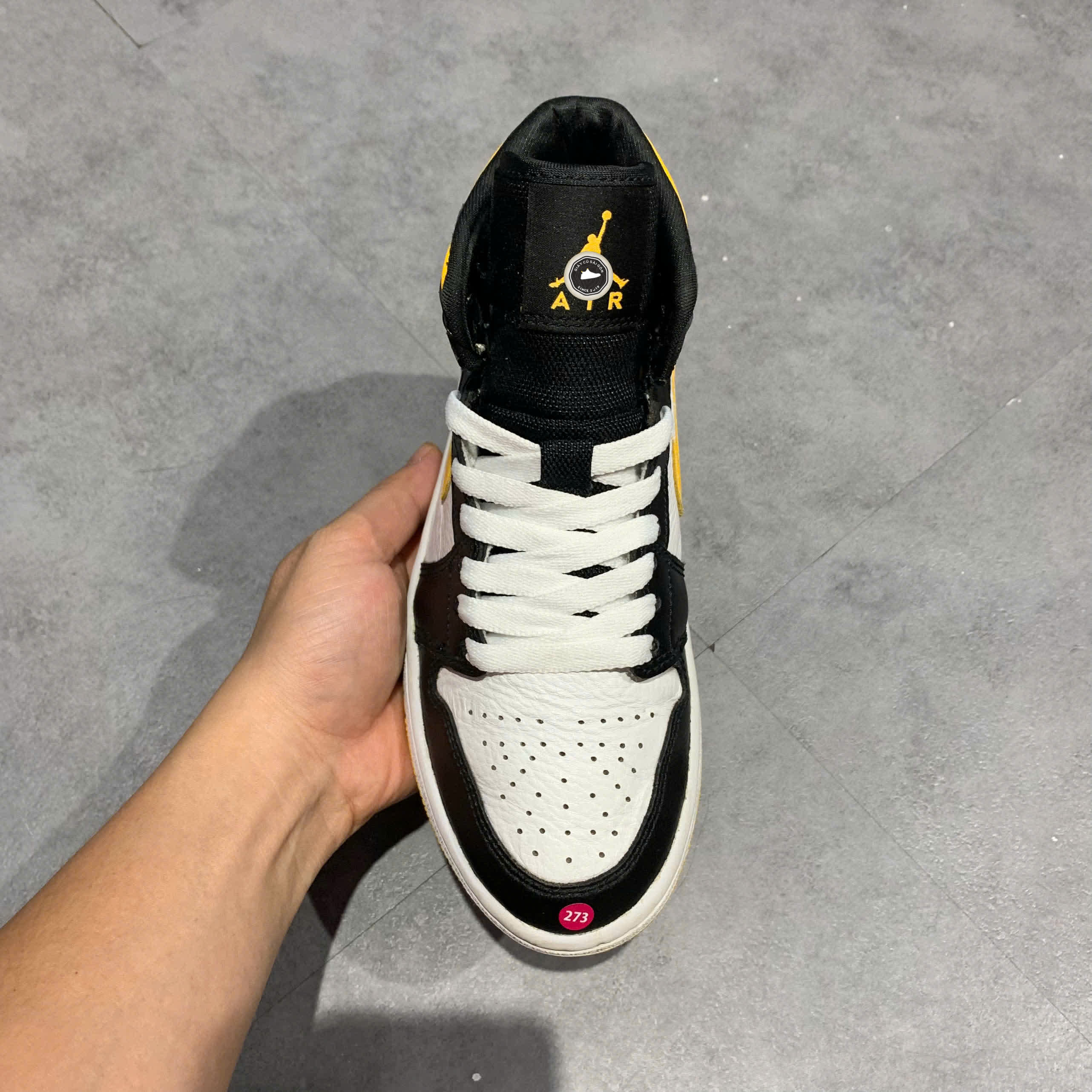 NIKE AIR JORDAN 1 MID SE 'LASER ORANGE BLACK' CV5276-107 SIZE 36.5 GIÀY 2HAND CHÍNH HÃNG PVN20731