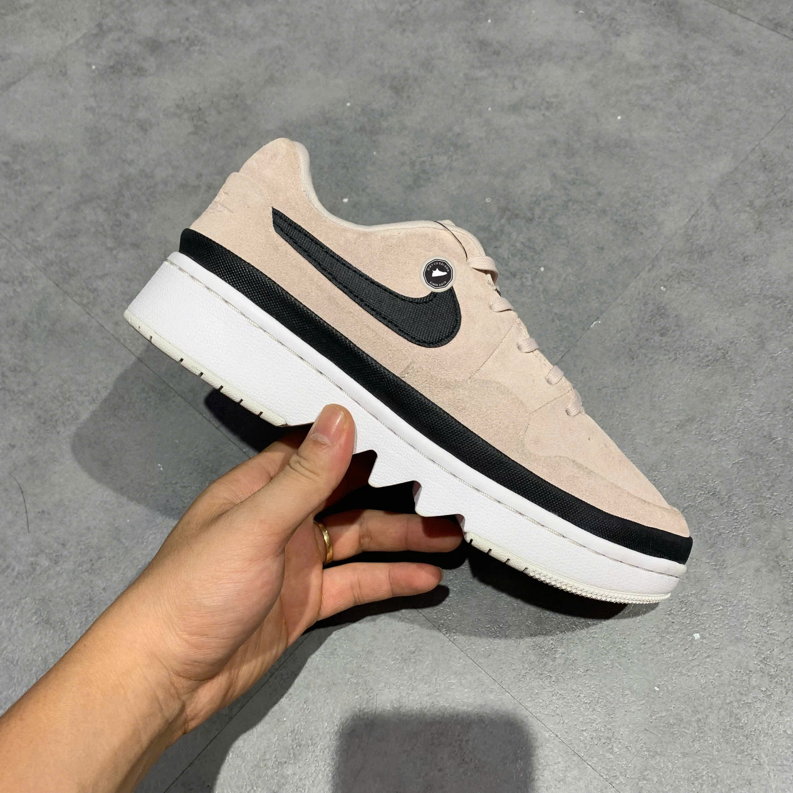 WMNS AIR JORDAN 1 JESTER XX LOW LACED 'BARELY ROSE' CI7815 602 SIZE 39  GIÀY 2HAND CHÍNH HÃNG PVN20931