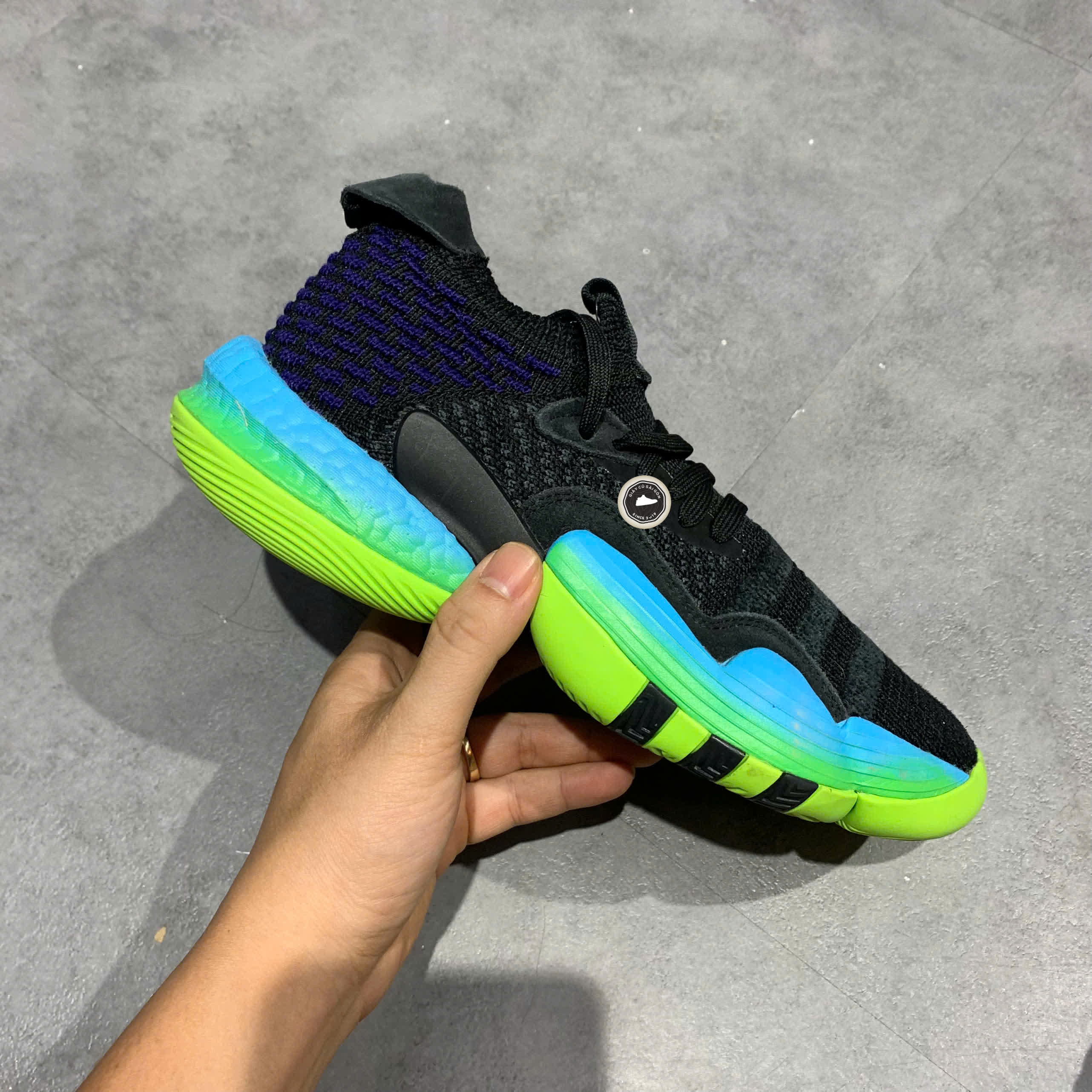 ADIDAS TRAE YOUNG 2 BASKETBALL SHOES HO6486 SIZE 38 2/3 GIÀY 2HAND CHÍNH HÃNG PVN20968