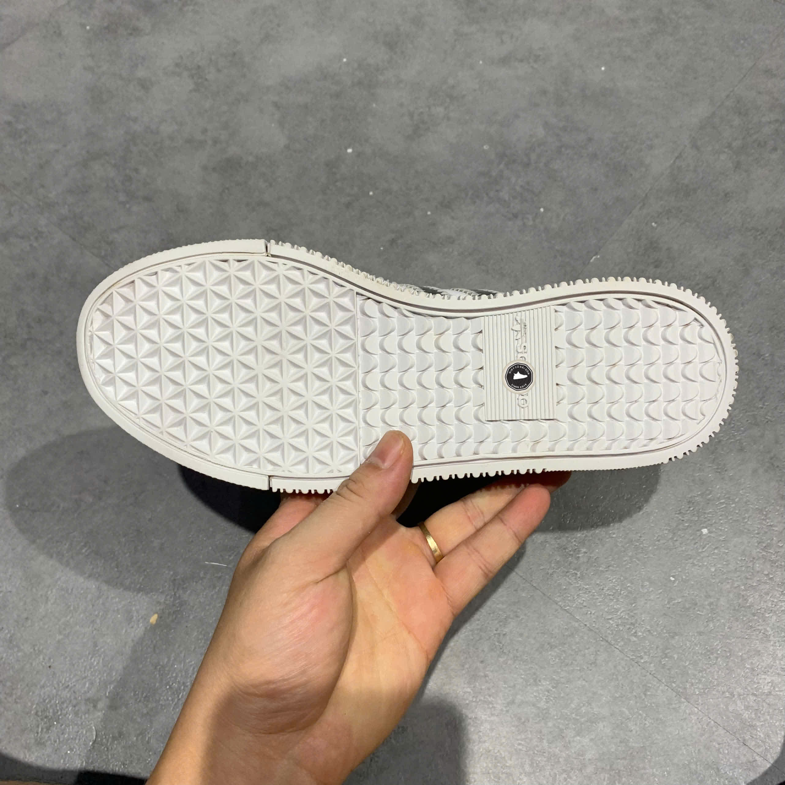 ADIDAS SAMBAROSE CLOUD WHITE SILVER EE9017 SIZE 36 2/3 GIÀY 2HAND CHÍNH HÃNG PVN20957