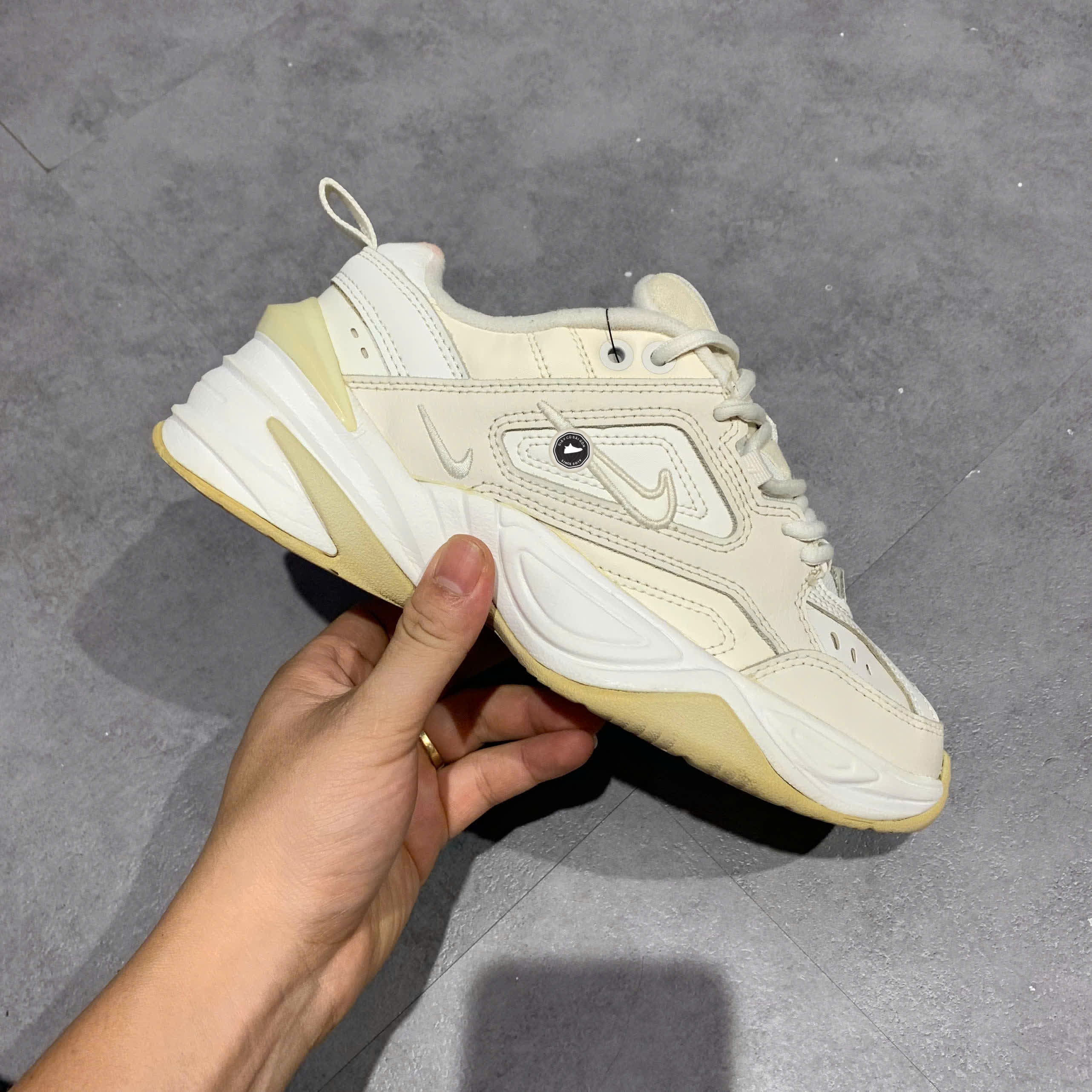 NIKE WMNS M2K TEKNO 'SUMMIT WHITE' AO3108 006 SIZE 36.5 GIÀY 2HAND CHÍNH HÃNG PVN20954