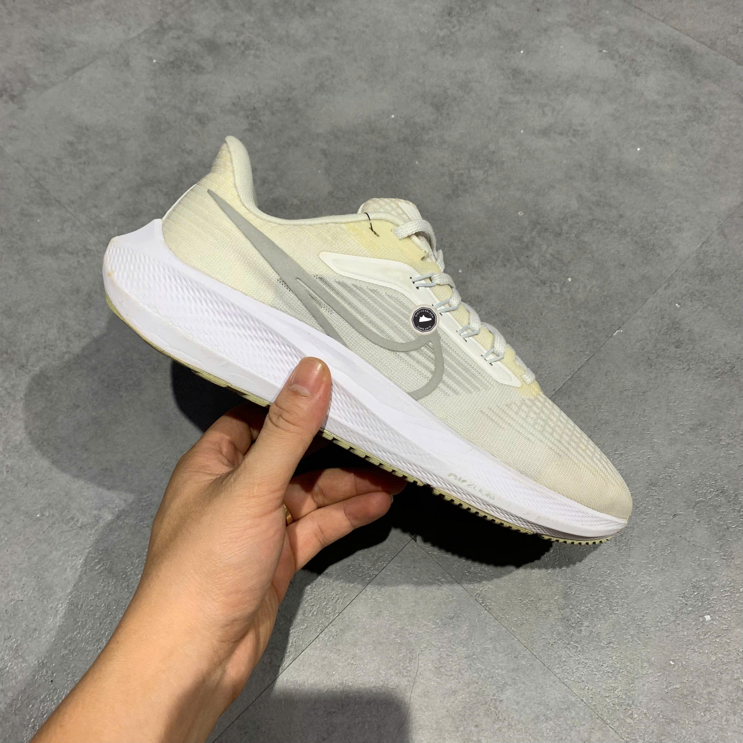 NIKE AIR ZOOM PEGASUS 39 WHITE PURE PLATINUM DH4072 100 SIZE 39 GIÀY 2HAND CHÍNH HÃNG PVN20825