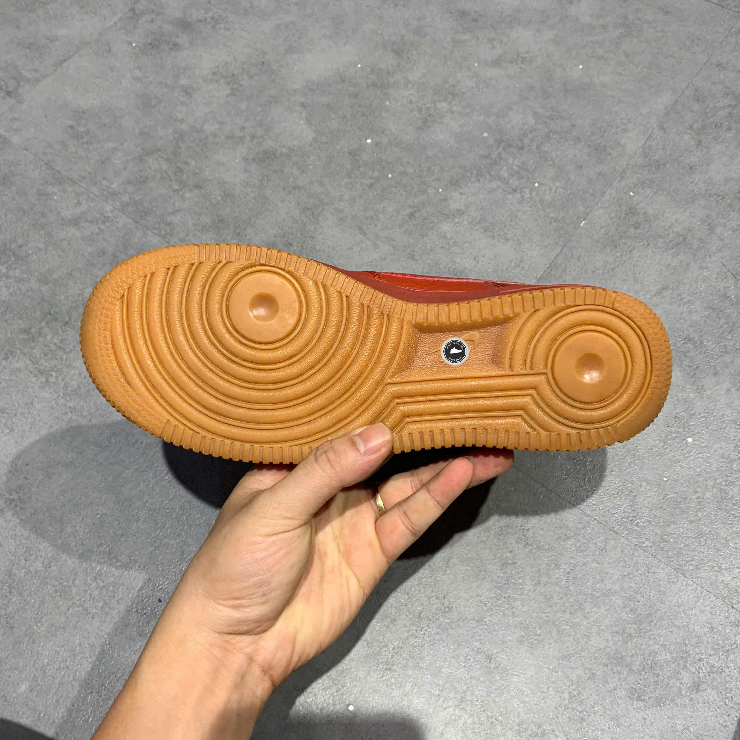 NIKE AIR FORCE 1 UTILITY GS 'DUNE RED' AJ6601 600 SIZE 38.5 GIÀY 2HAND CHÍNH HÃNG PVN20795