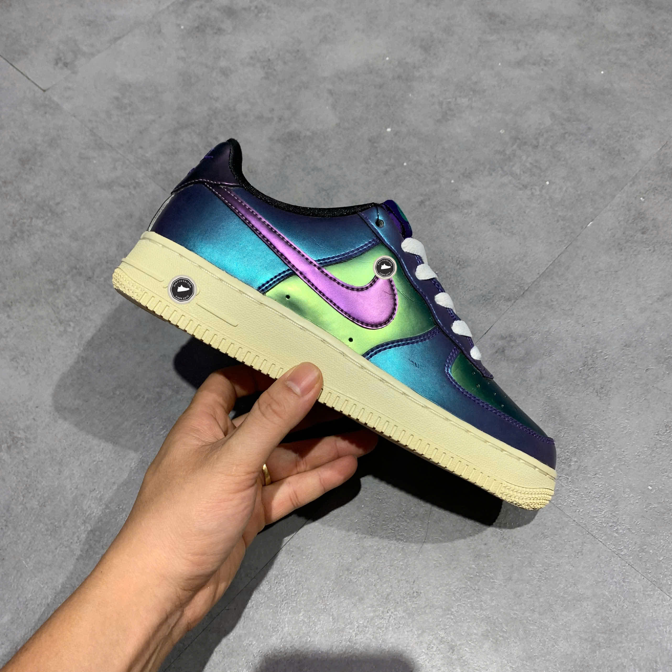NIKE AIR FORCE 1 LOW LV8 GS 'PURPLE NEPTUNE GREEN' 849345 500 SIZE 38 GIÀY 2HAND CHÍNH HÃNG PVN20815