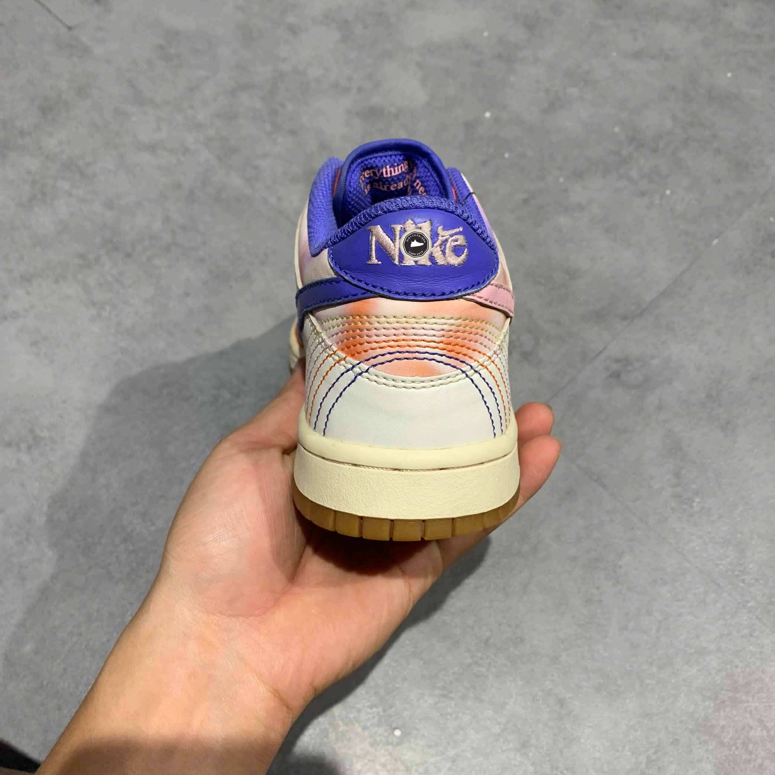 NIKE DUNK LOW SE EVERYTHING YOU NEED (GS) FN0600 801 SIZE 39 GIÀY 2HAND CHÍNH HÃNG PVN20950