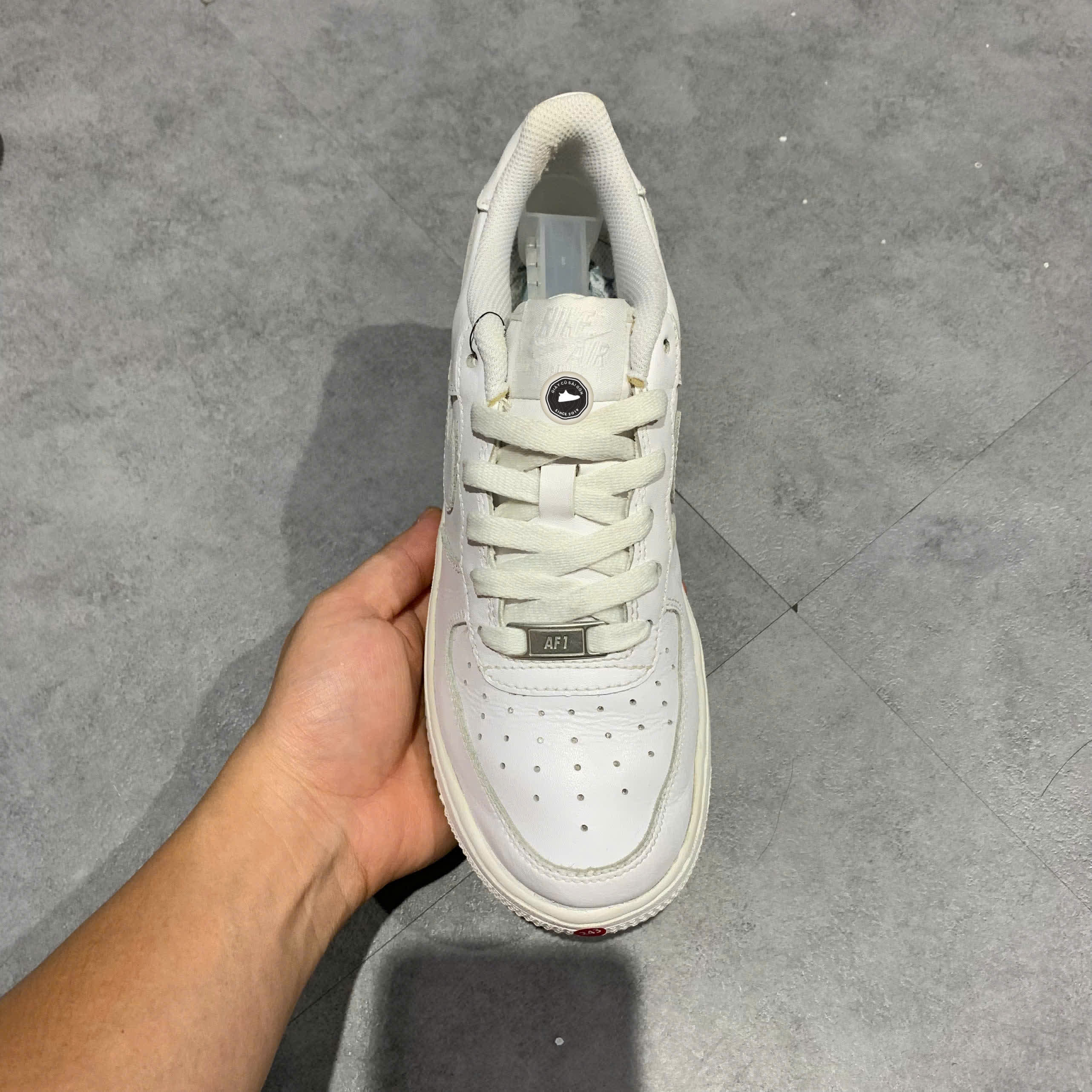 NIKE AIR FORCE 1 LOW LE TRIPLE WHITE DH2920-111 SIZE 37.5 GIÀY 2HAND CHÍNH HÃNG PVN20778