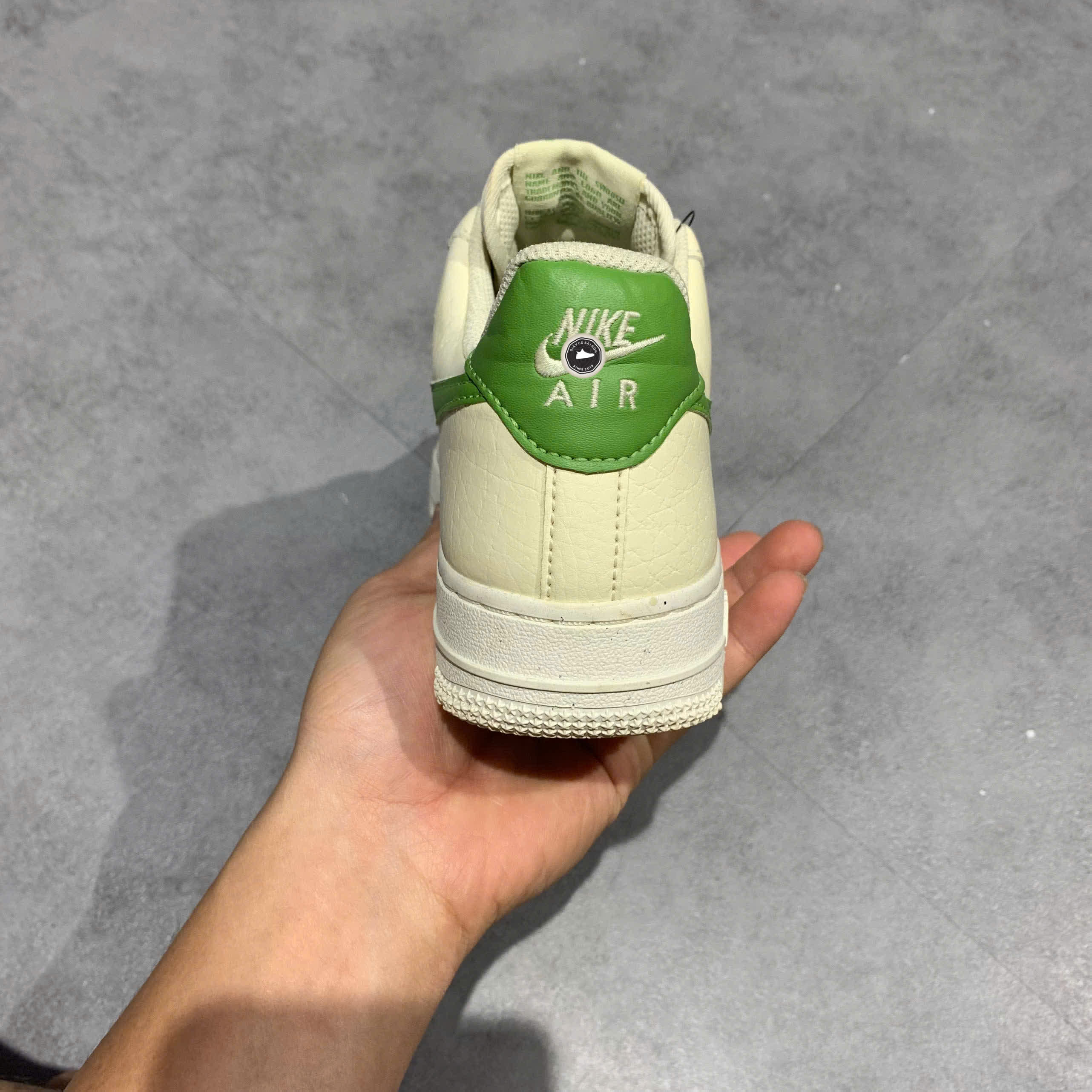 NIKE AIR FORCE 1 LOW '07 SE NEXT NATURE COCONUT MILK CHLOROPHYLL (WOMEN'S) DV3808 102 SIZE 37.5 GIÀY 2HAND CHÍNH HÃNG PVN20781