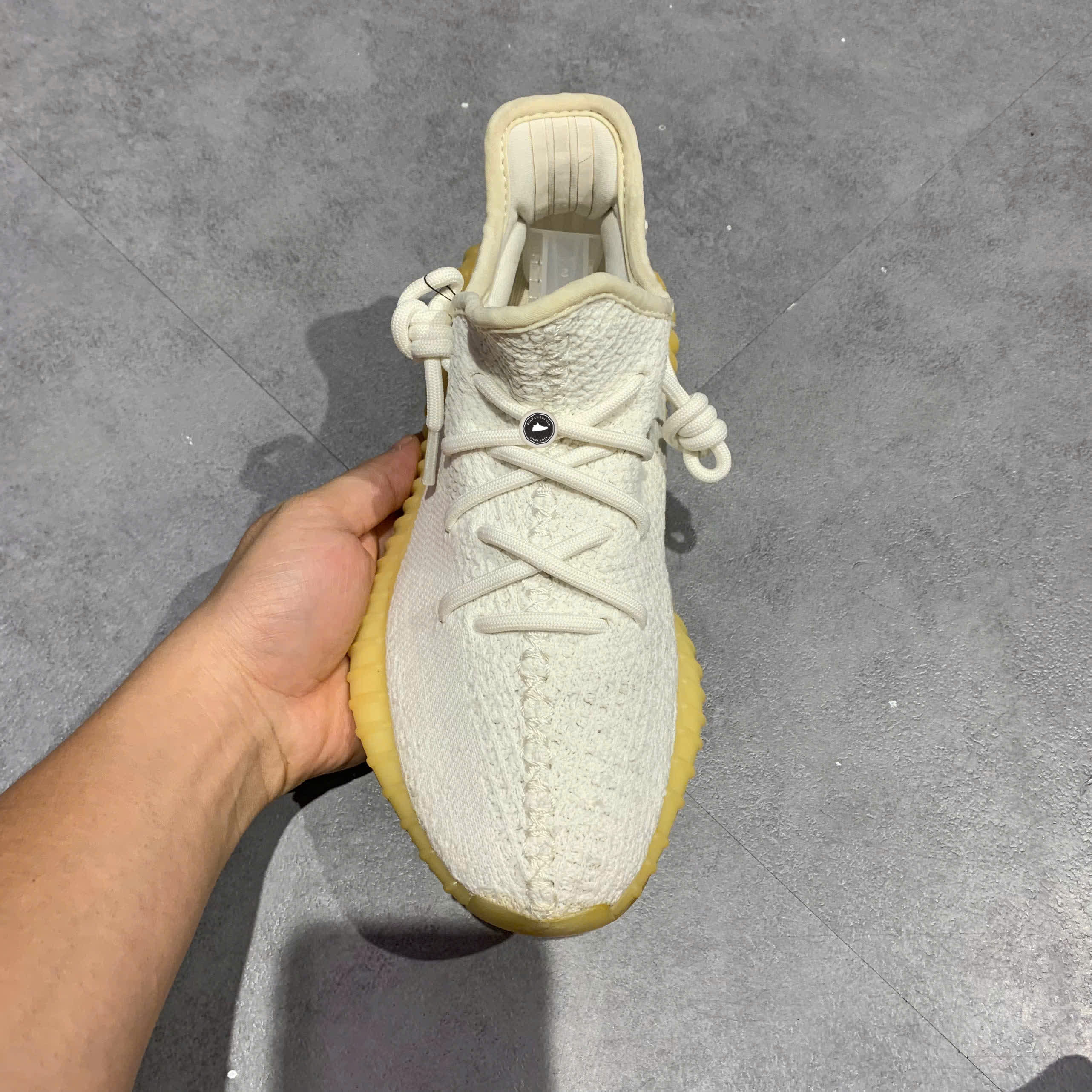 ADIDAS YEEZY BOOST 350 V2 CREAM WHITE CP9366 SIZE 37 1/3 GIÀY 2HAND CHÍNH HÃNG PVN20977