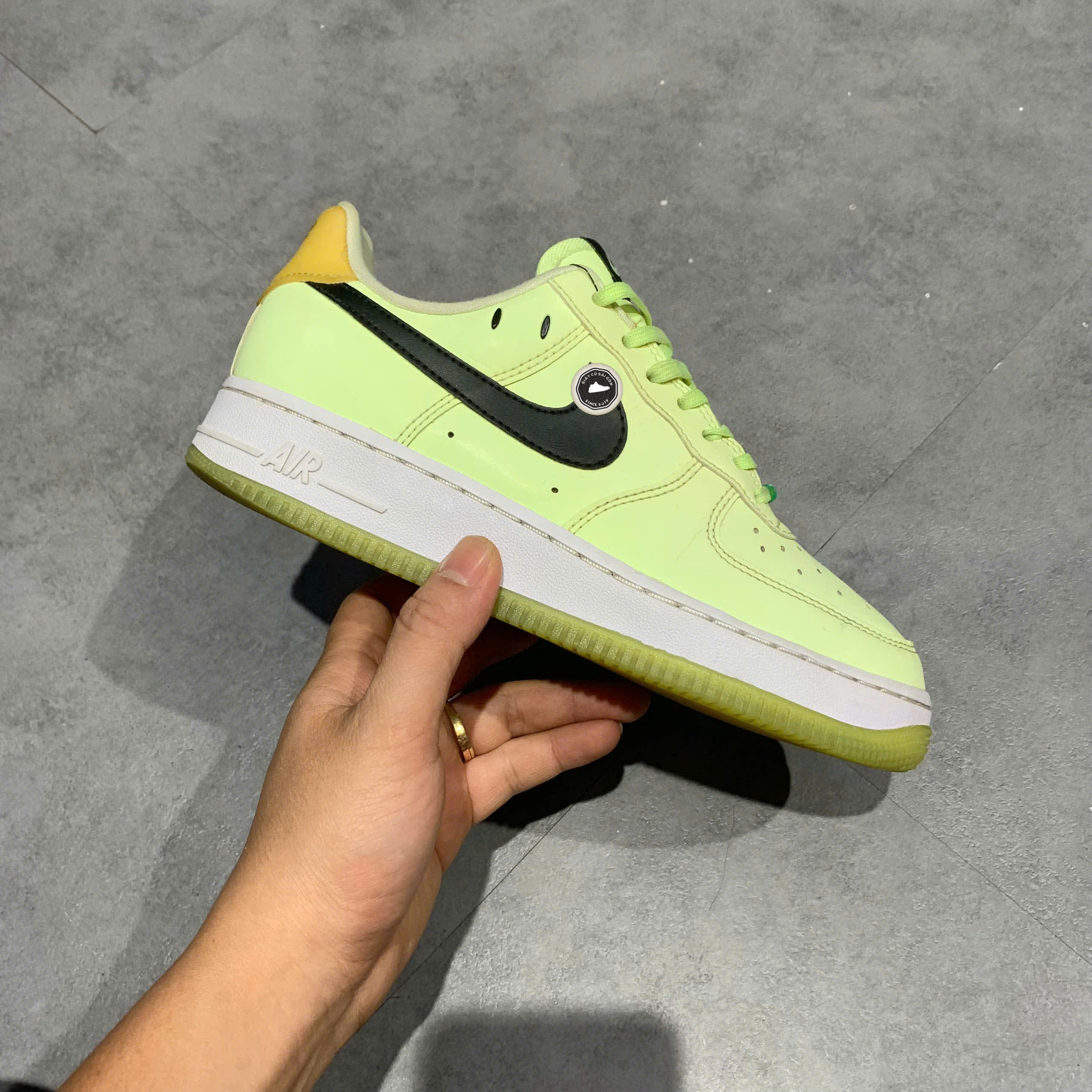 NIKE AIR FORCE 1 LOW 'HAVE A NIKE DAY' BARELY VOLT CT3228-701 SIZE 36 GIÀY 2HAND CHÍNH HÃNG PVN20797