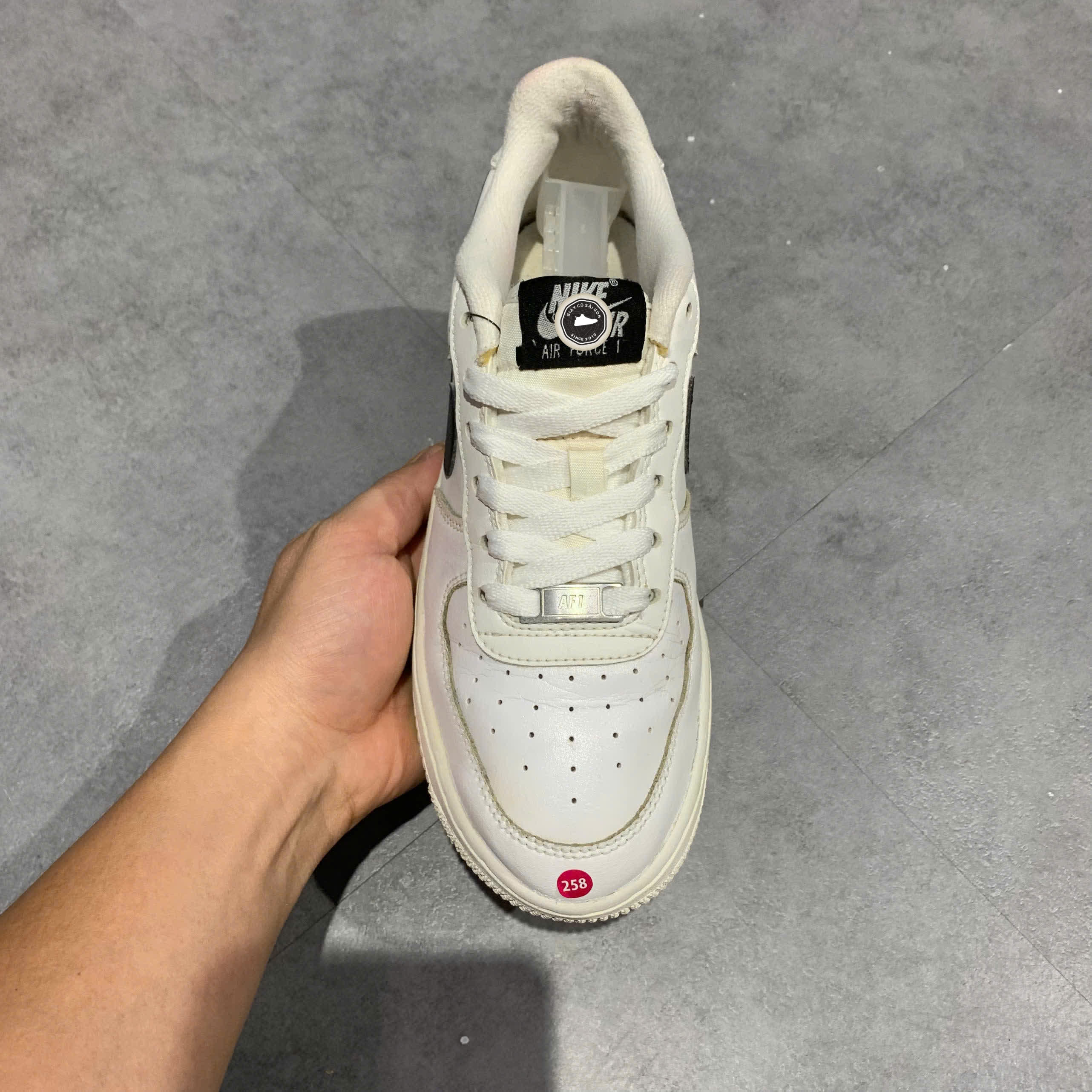 NIKE AIR FORCE 1 LOW AN20 WHITE BLACK (GS) CT7724-100 SIZE 37.5 GIÀY 2HAND CHÍNH HÃNG PVN20803