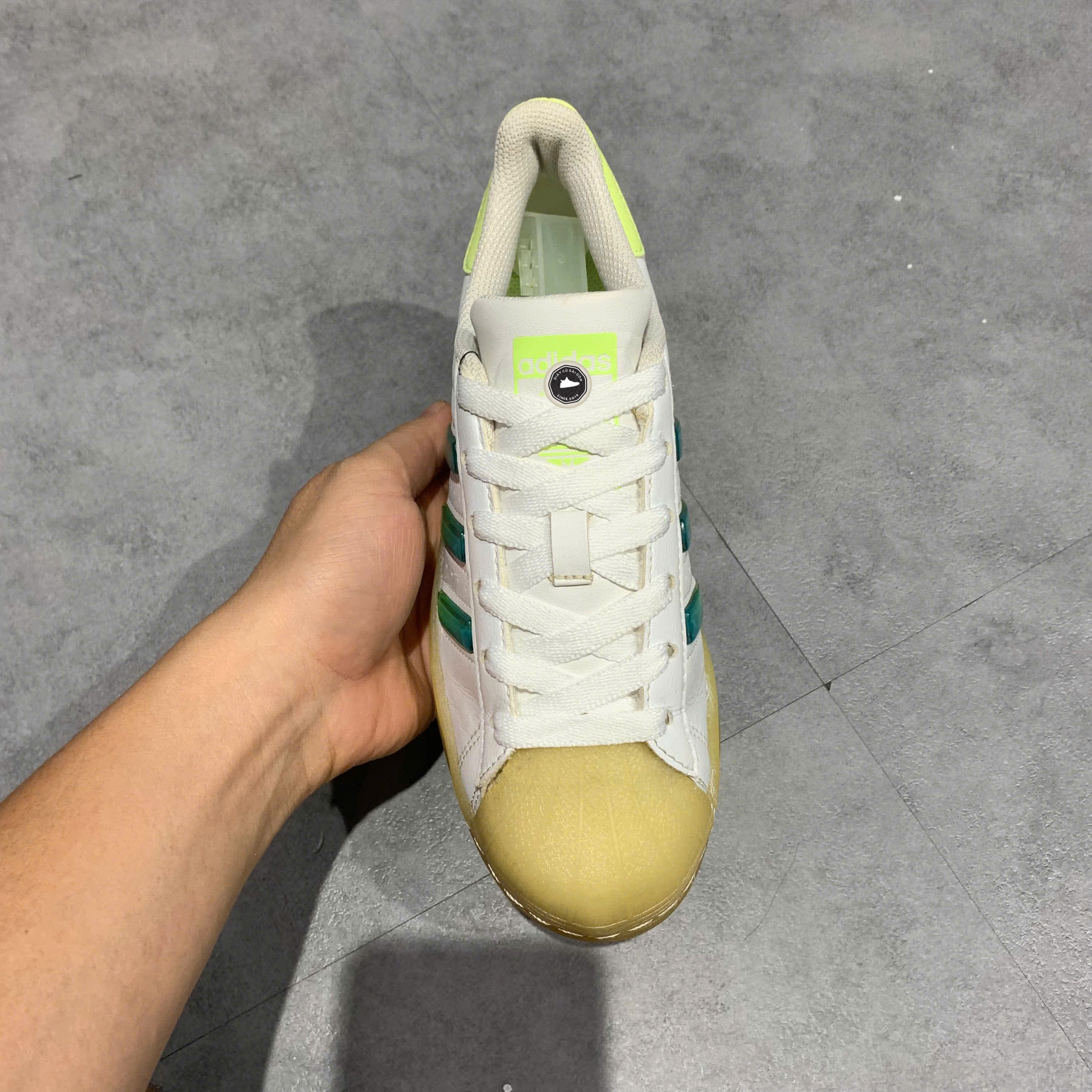 ADIDAS ORIGINALS SUPERSTAR 'WHITE YELLOW GREEN' GW4909 SIZE 36 GIÀY 2HAND CHÍNH HÃNG PVN20965