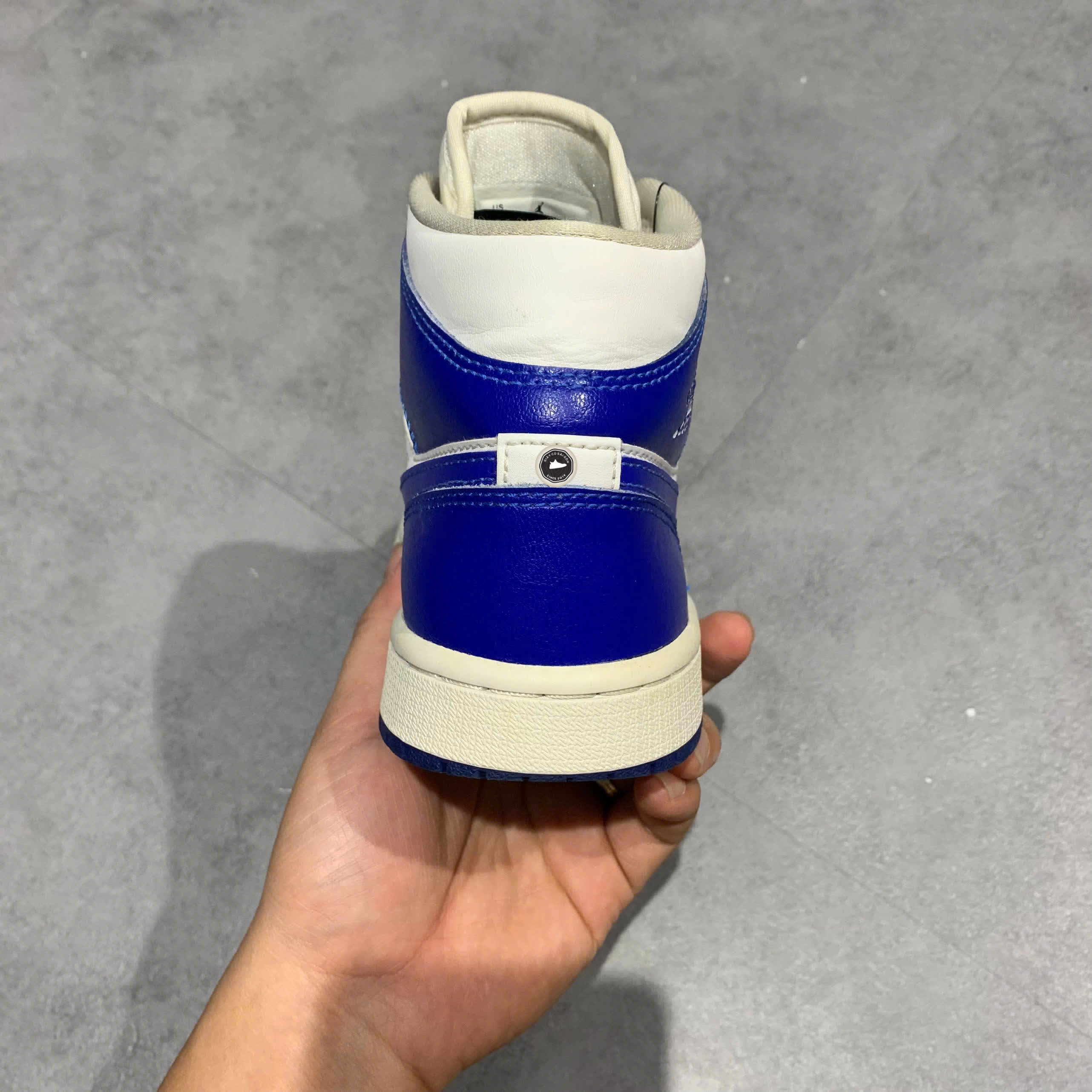 NIKE AIR JORDAN 1 MID 'KENTUCKY BLUE' BQ6472 104 SIZE 36.5 GIÀY 2HAND CHÍNH HÃNG PVN20743