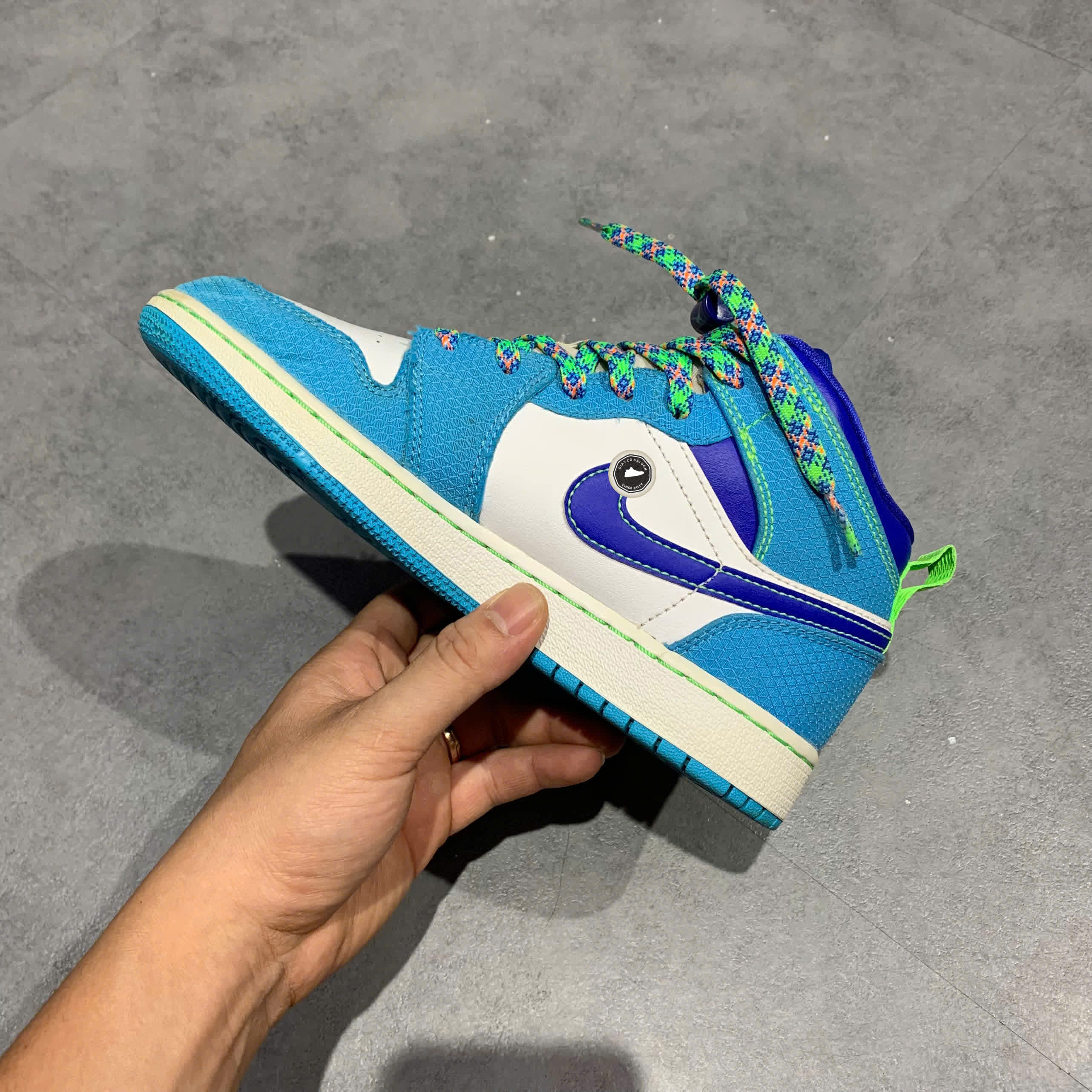 AIR JORDAN 1 MID SE GS 'SPRITE' DA8010-400 SIZE 36 GIÀY 2HAND CHÍNH HÃNG PVN20738