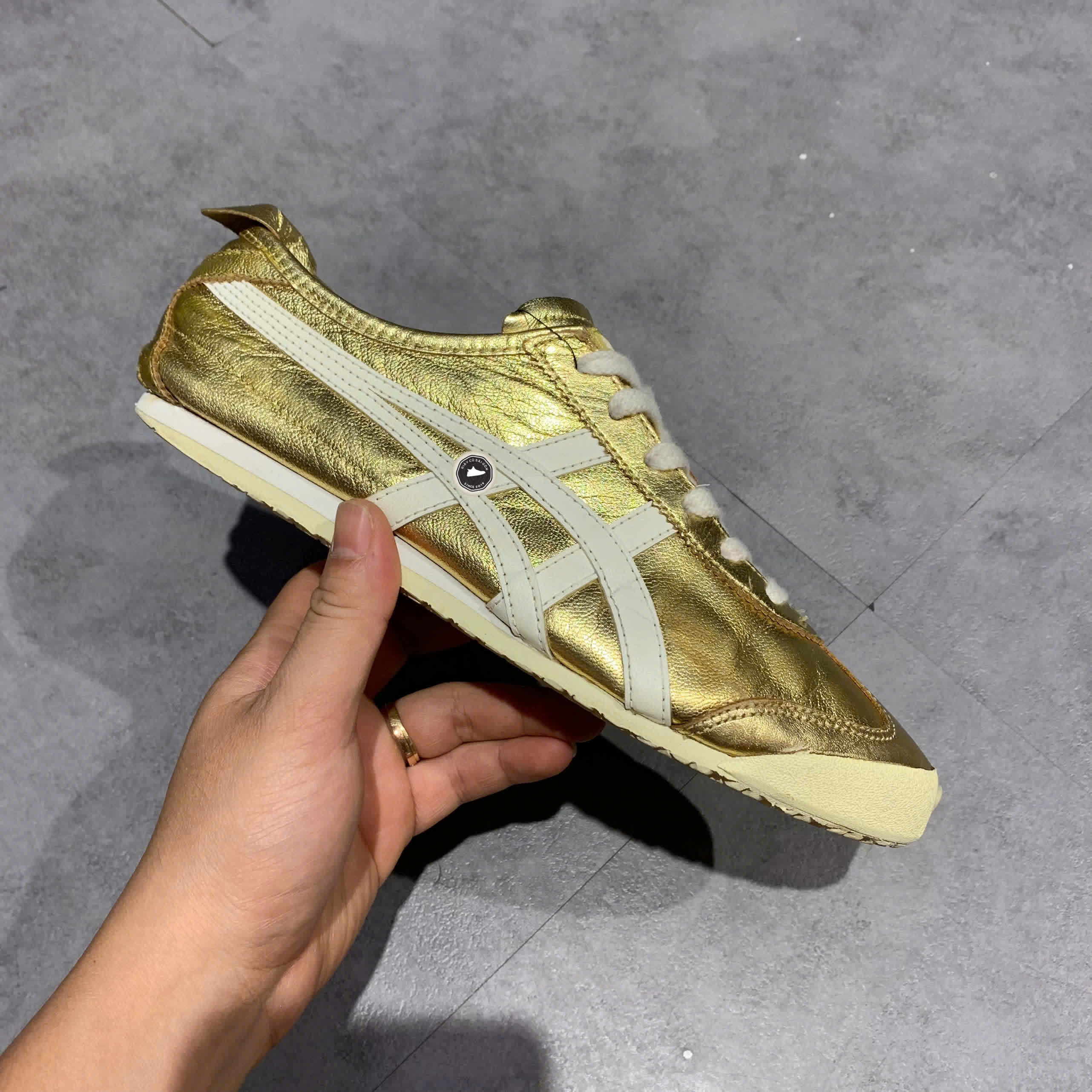 ONITSUKA TIGER MEXICO 66 GOLD /WHITE THL7C2 SIZE 39.5 GIÀY 2HAND CHÍNH HÃNG PVN20644