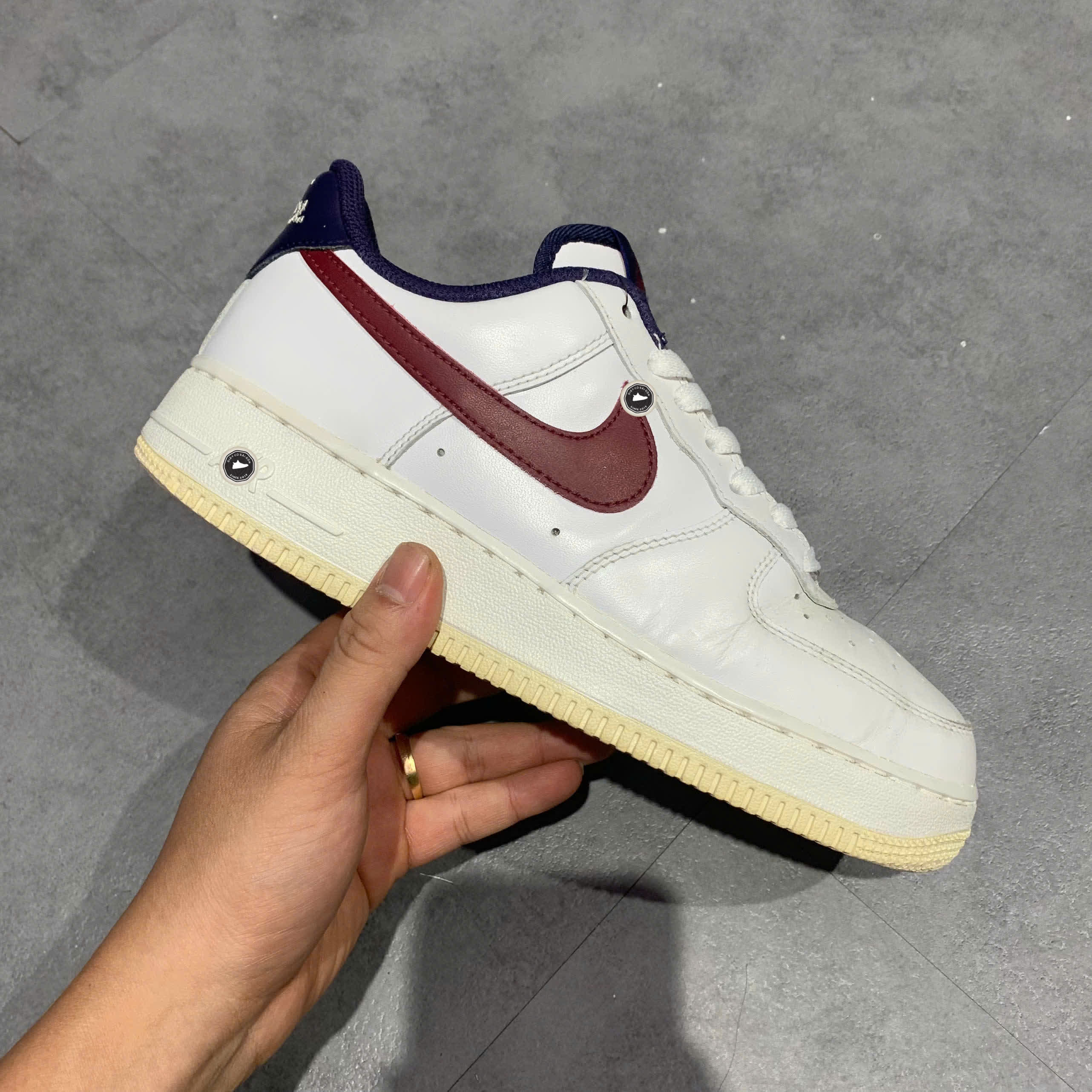 NIKE AIR FORCE 1 LOW '07 'FROM NIKE TO YOU' WHITE TEAM RED POLAR FV8105 161 SIZE 39 GIÀY 2HAND CHÍNH HÃNG PVN20706