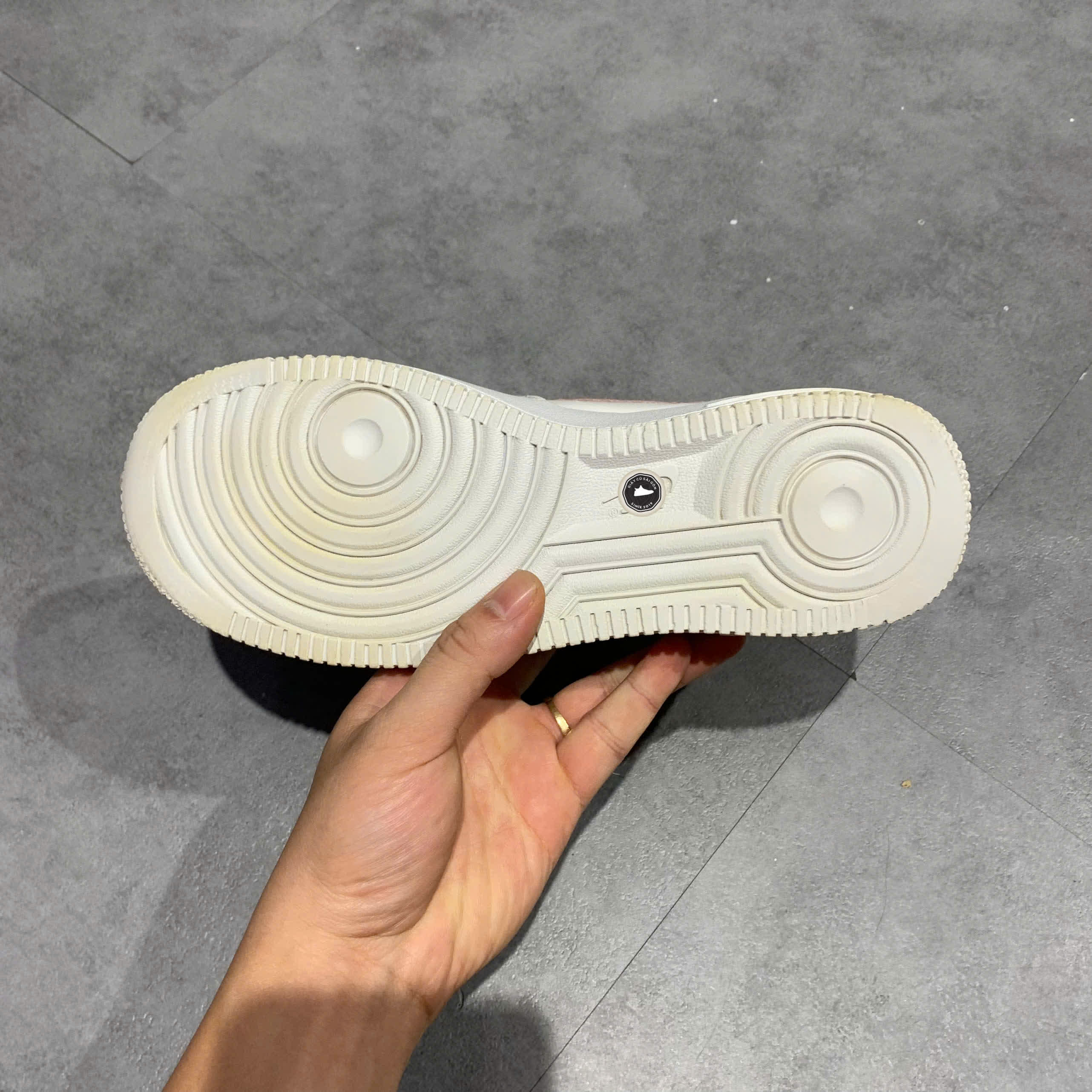 GIÀY NIKE AIR FORCE 1 LOW '07 ESSENTIAL 'WHITE RUST PINK' CZ0270 103 SIZE 37.5 GIÀY 2HAND CHÍNH HÃNG PVN20692