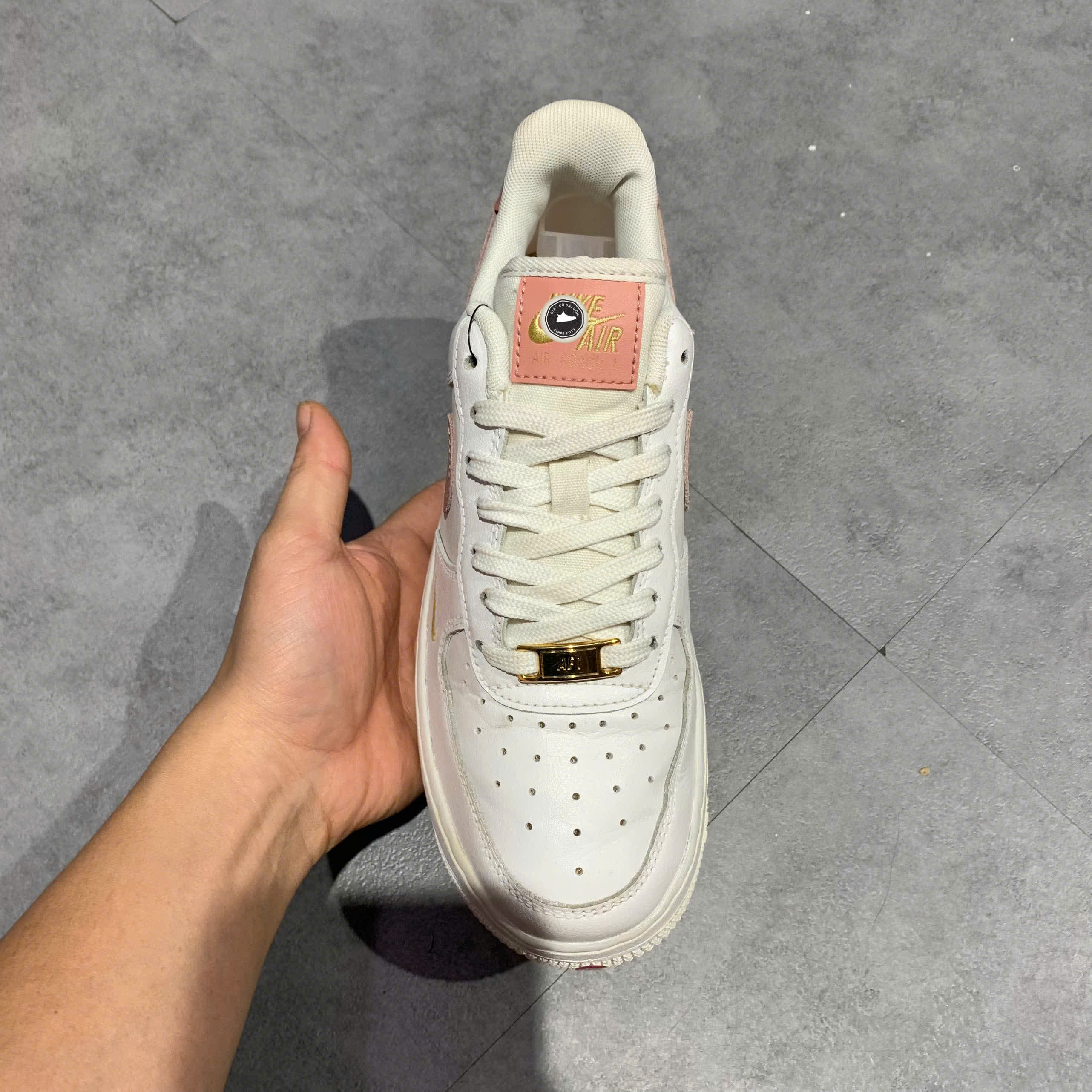 GIÀY NIKE AIR FORCE 1 LOW '07 ESSENTIAL 'WHITE RUST PINK' CZ0270 103 SIZE 37.5 GIÀY 2HAND CHÍNH HÃNG PVN20692