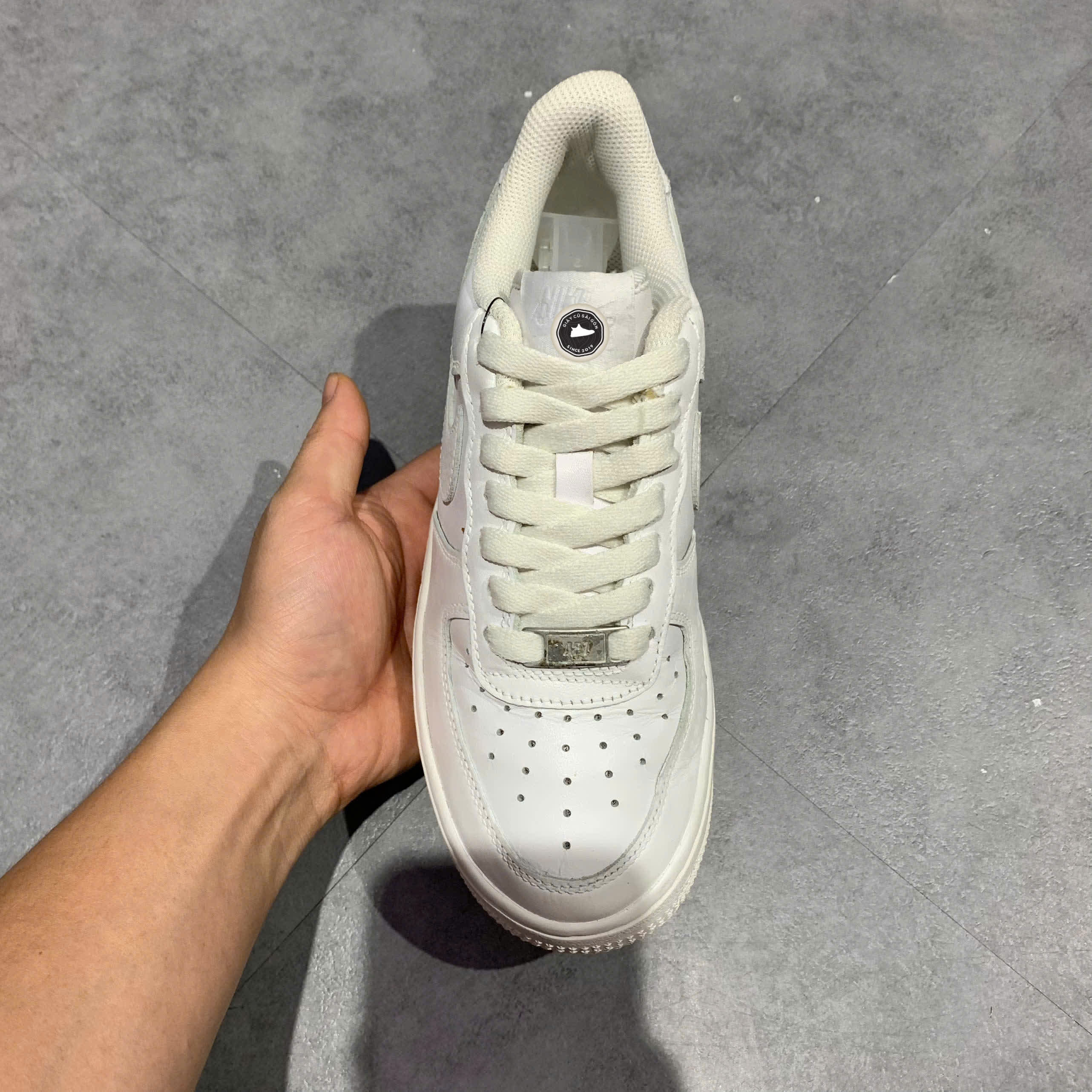 NIKE AIR FORCE 1 '07 'TRIPLE WHITE' DD8959-100 SIZE 35.5 GIÀY 2HAND CHÍNH HÃNG PVN20684