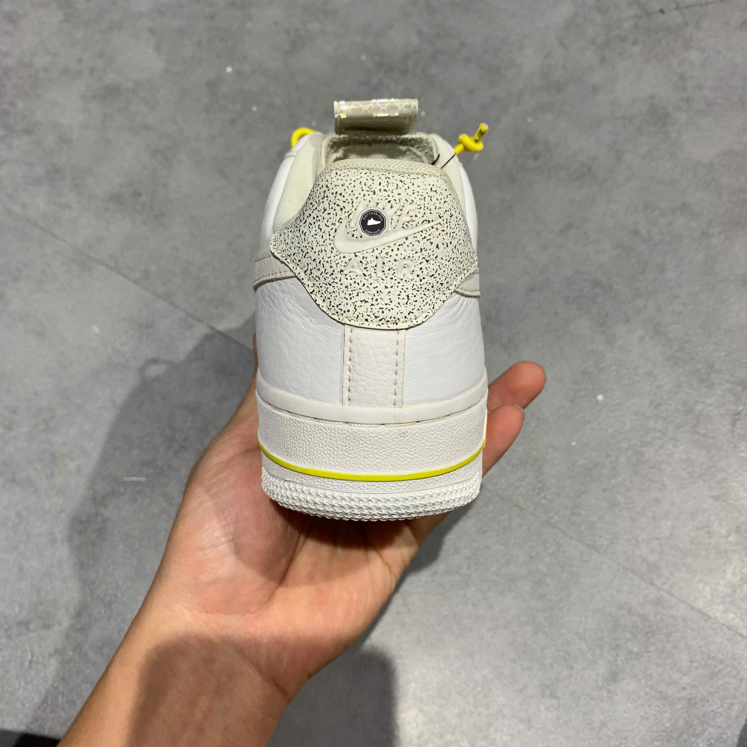 Nike WMNS Air Force 1 '07 Lux 'White Reflective' 898889 104 SIZE 38 GIÀY 2HAND CHÍNH HÃNG PVN20685