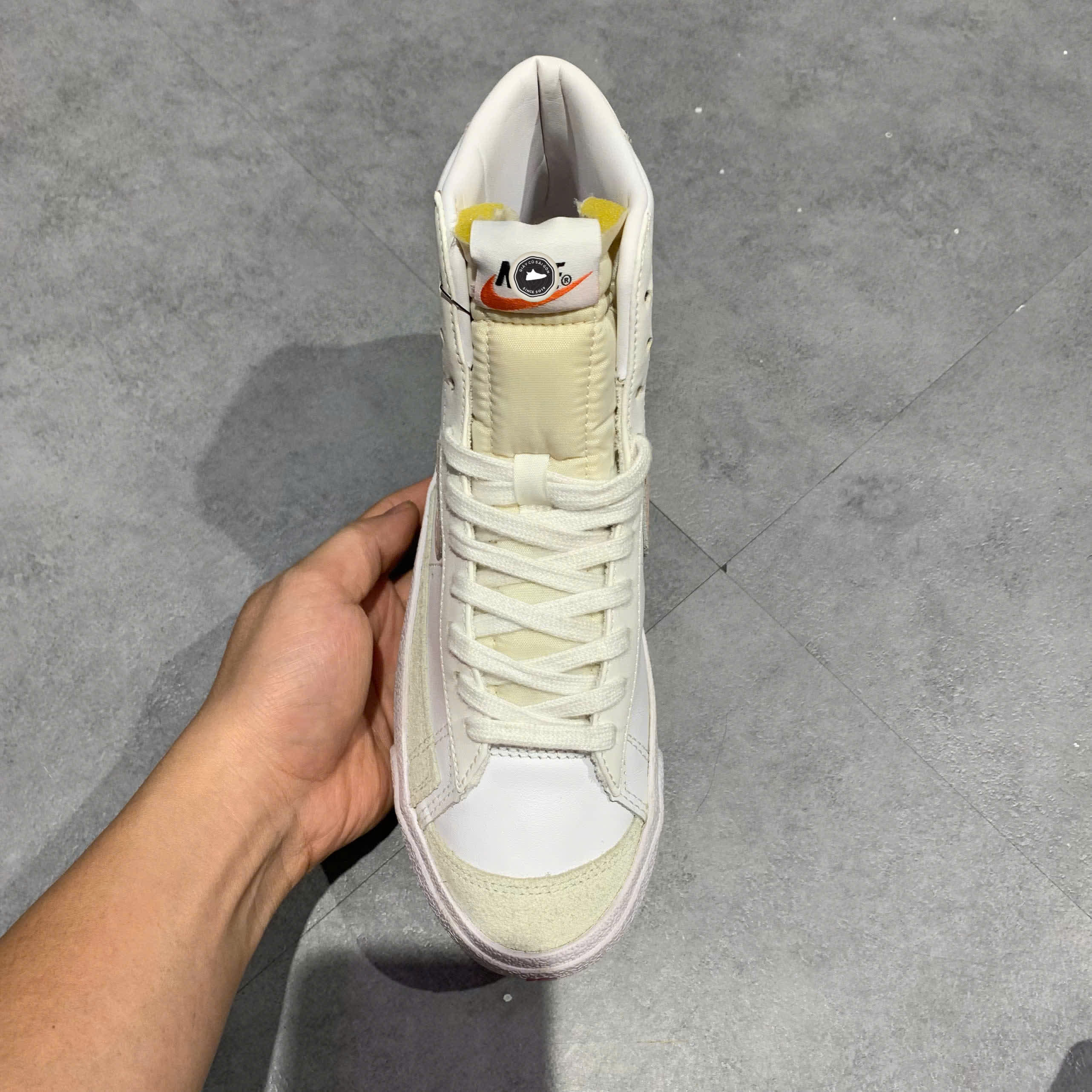 NIKE BLAZER MID '77 VINTAGE WHITE PINK OXFORD CZ1055 118 SIZE 38.5 GIÀY 2HAND CHÍNH HÃNG PVN20862