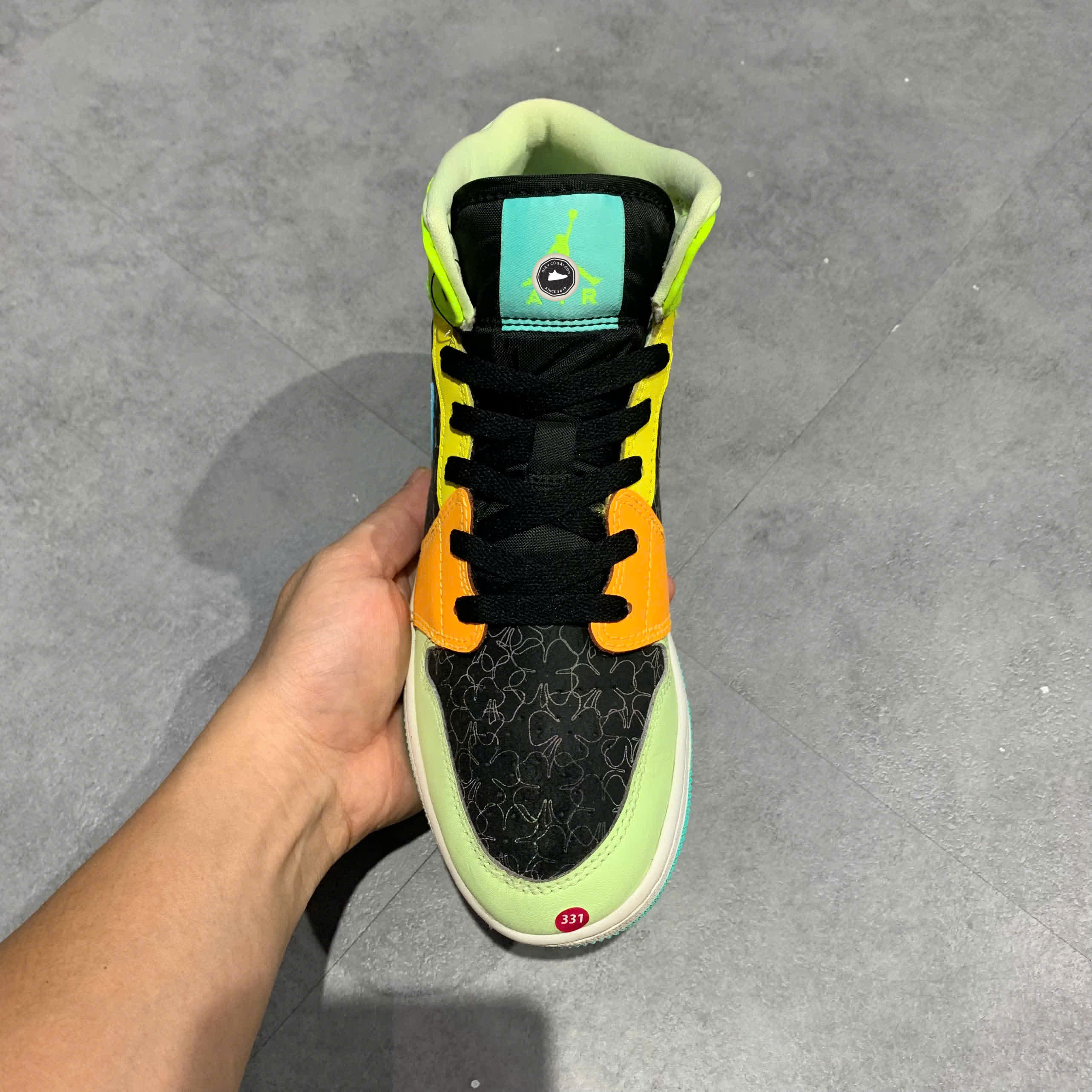 NIKE AIR JORDAN 1 MID SE 'AURORA GREEN' BQ6931 037 SIZE 38.5 GIÀY 2HAND CHÍNH HÃNG PVN20735