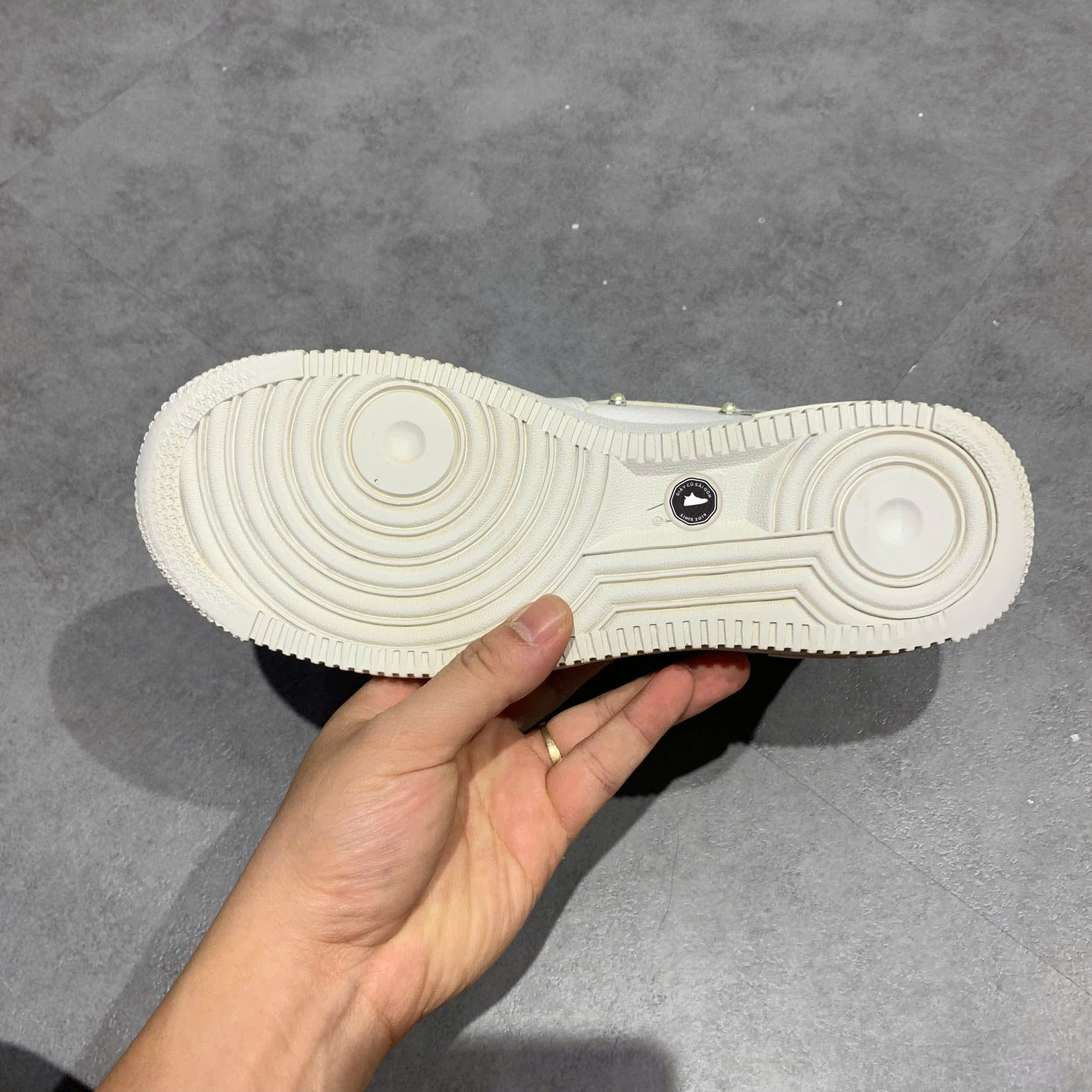 NIKE AIR FORCE 1 LOW '07 SE PEARL WHITE DQ0231 100 SIZE 38.5 GIÀY 2HAND CHÍNH HÃNG PVN20696