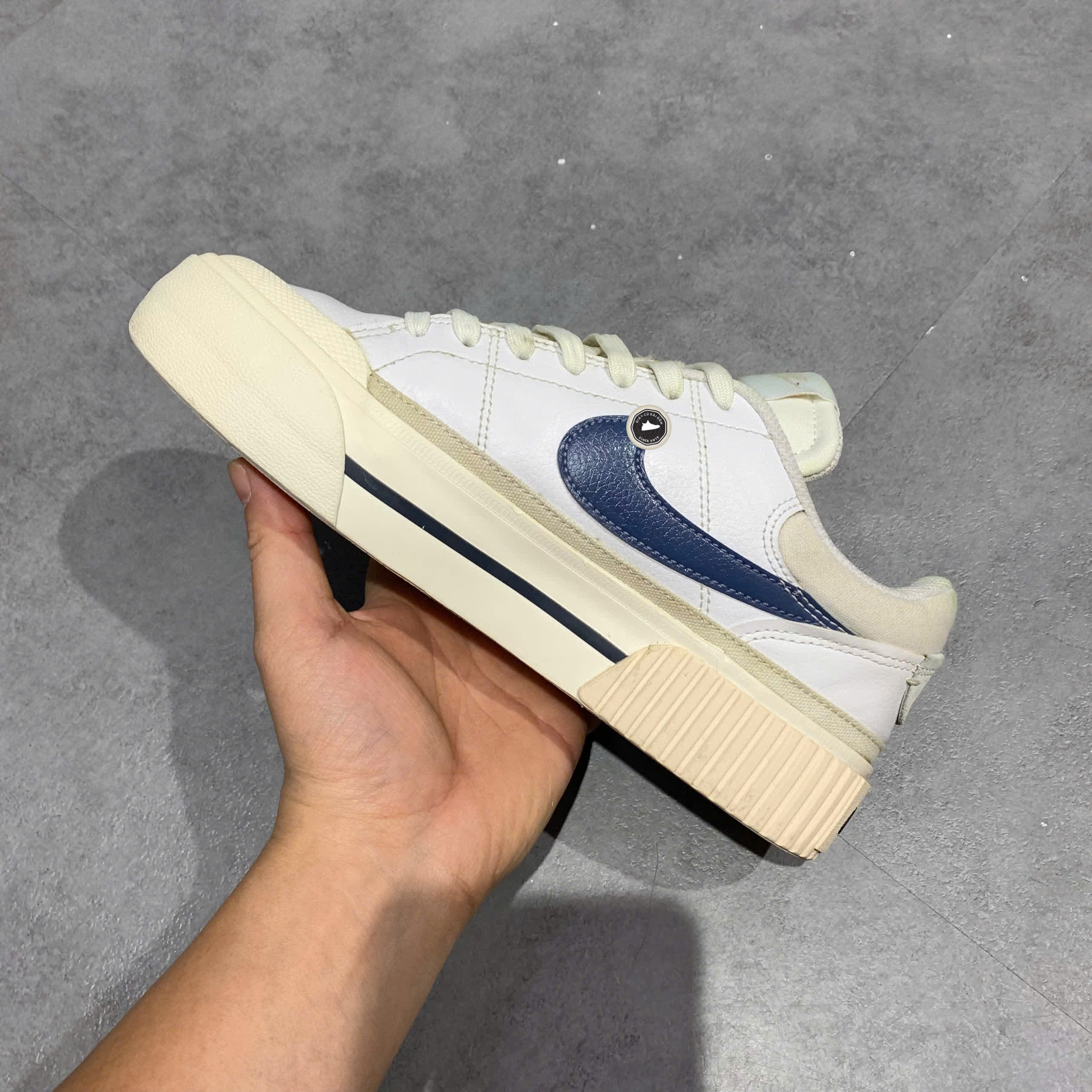 NIKE COURT LEGACY LIFT DM7590 104 SIZE 38 GIÀY 2HAND CHÍNH HÃNG PVN20961