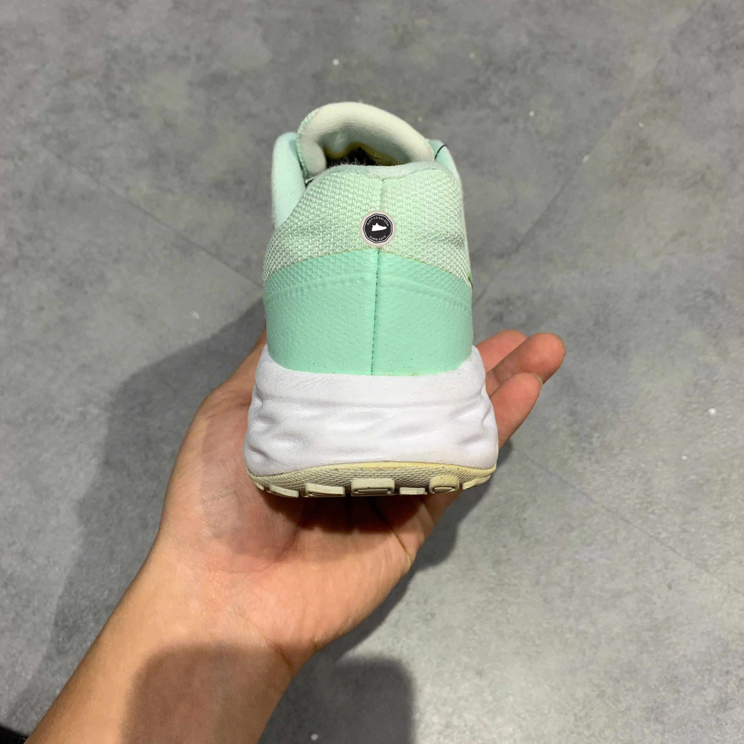 NIKE REVOLUTION 6 NEXT NATURE MINT FOAM DC3729-300 SIZE 35.5 GIÀY 2HAND CHÍNH HÃNG PVN20941