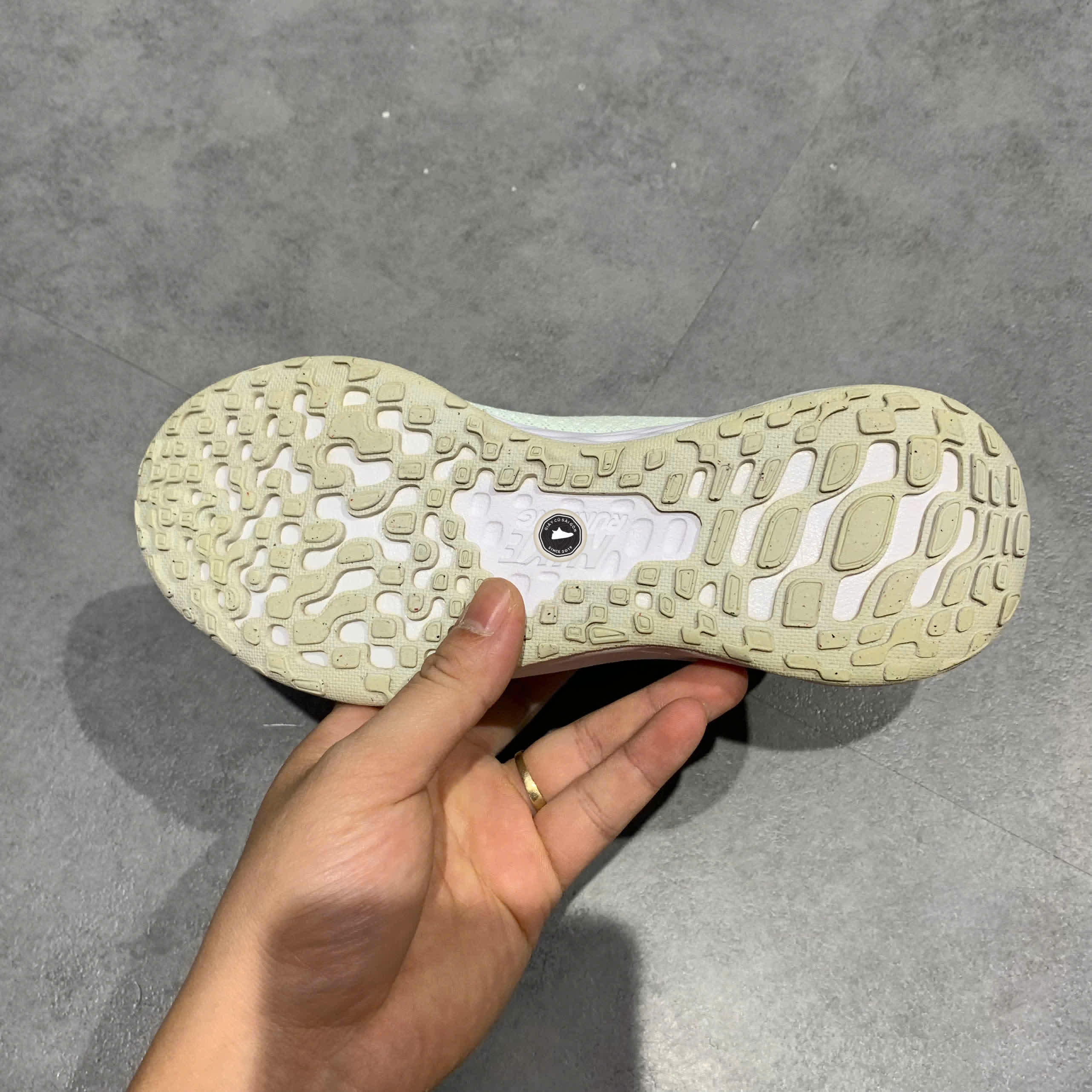 NIKE REVOLUTION 6 NEXT NATURE MINT FOAM DC3729-300 SIZE 35.5 GIÀY 2HAND CHÍNH HÃNG PVN20941