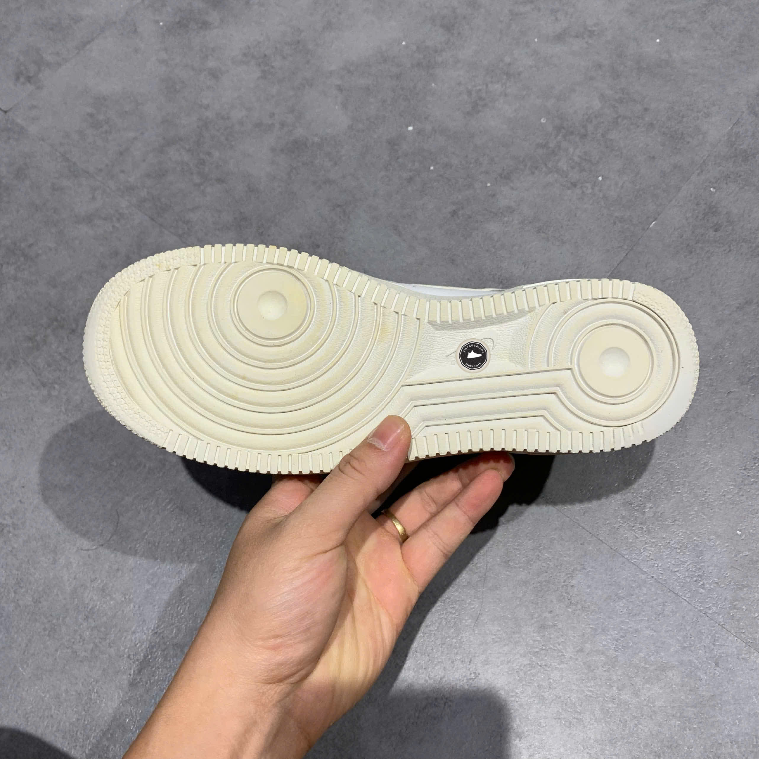 NIKE AIR FORCE 1 CHINESE NEW YEAR 2020 (GS) CU2980 191 SIZE 38 GIÀY 2HAND CHÍNH HÃNG PVN20686