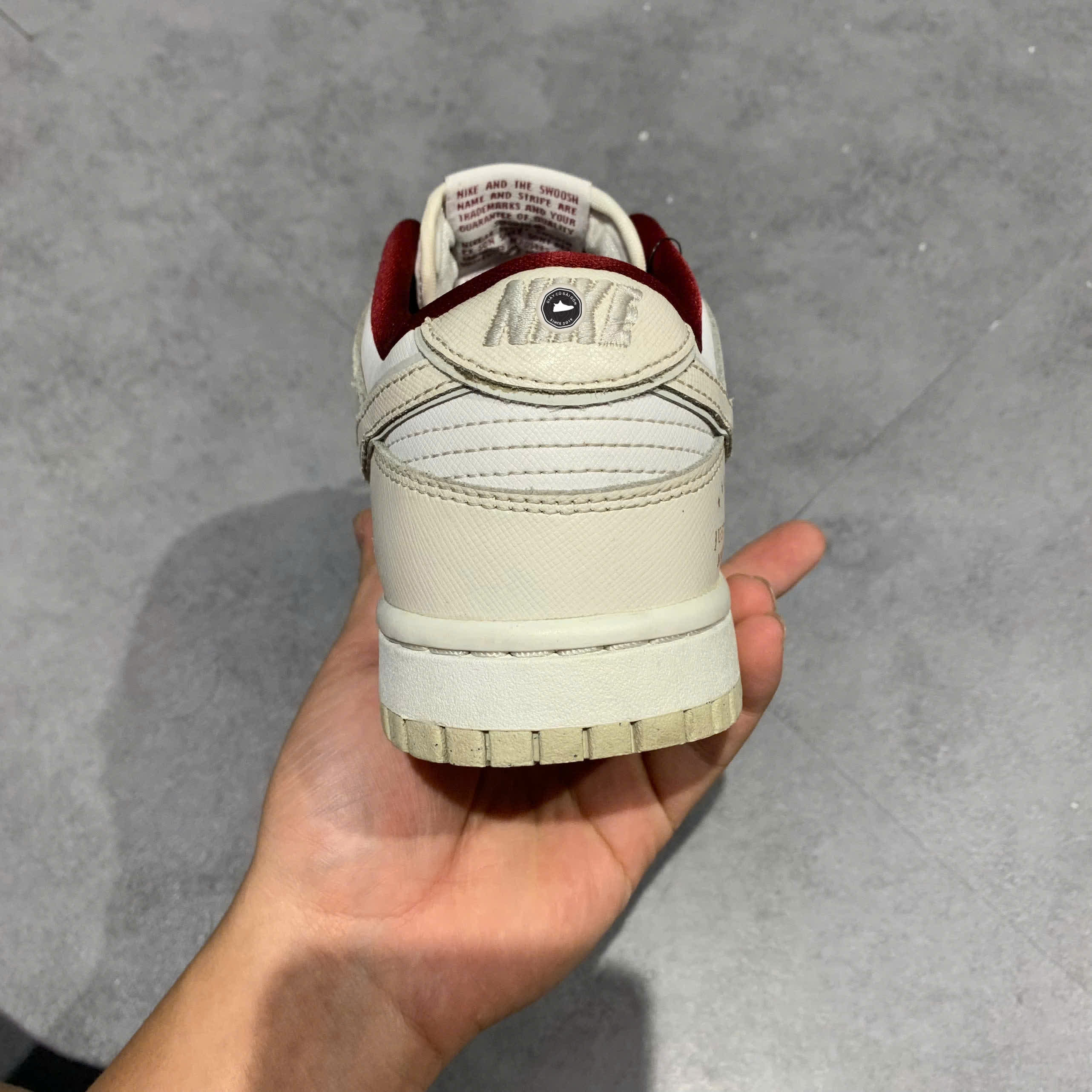 NIKE DUNK LOW SE JUST DO IT WHITE PHANTOM (WOMEN'S) DV1160 100 SIZE 38 GIÀY 2HAND CHÍNH HÃNG PVN20949