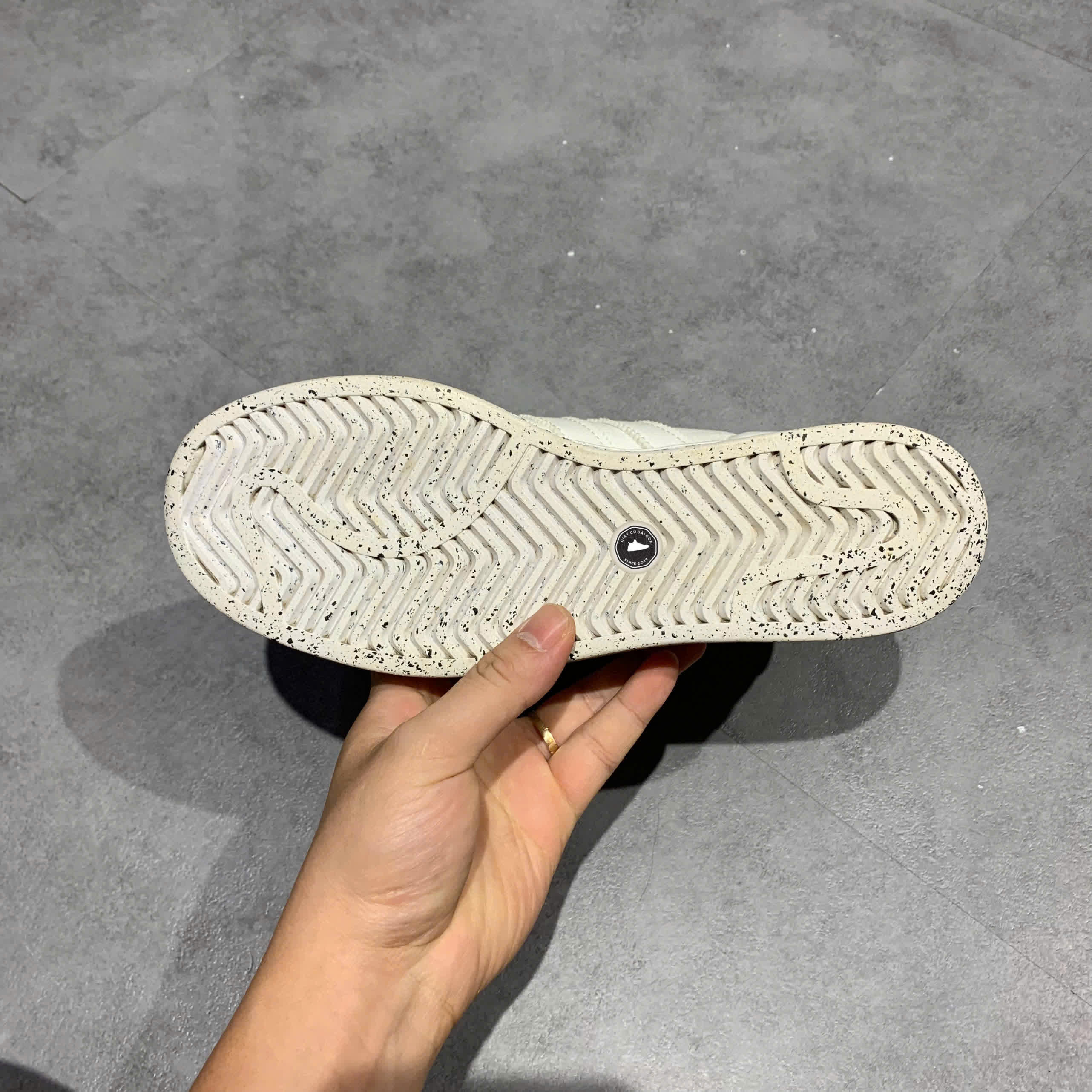 ADIDAS SUPERSTAR BOLD 'CLEAN CLASSICS COLLECTION - WHITE SHOCK PURPLE' FY0129 SIZE 38 GIÀY 2HAND CHÍNH HÃNG PVN20948