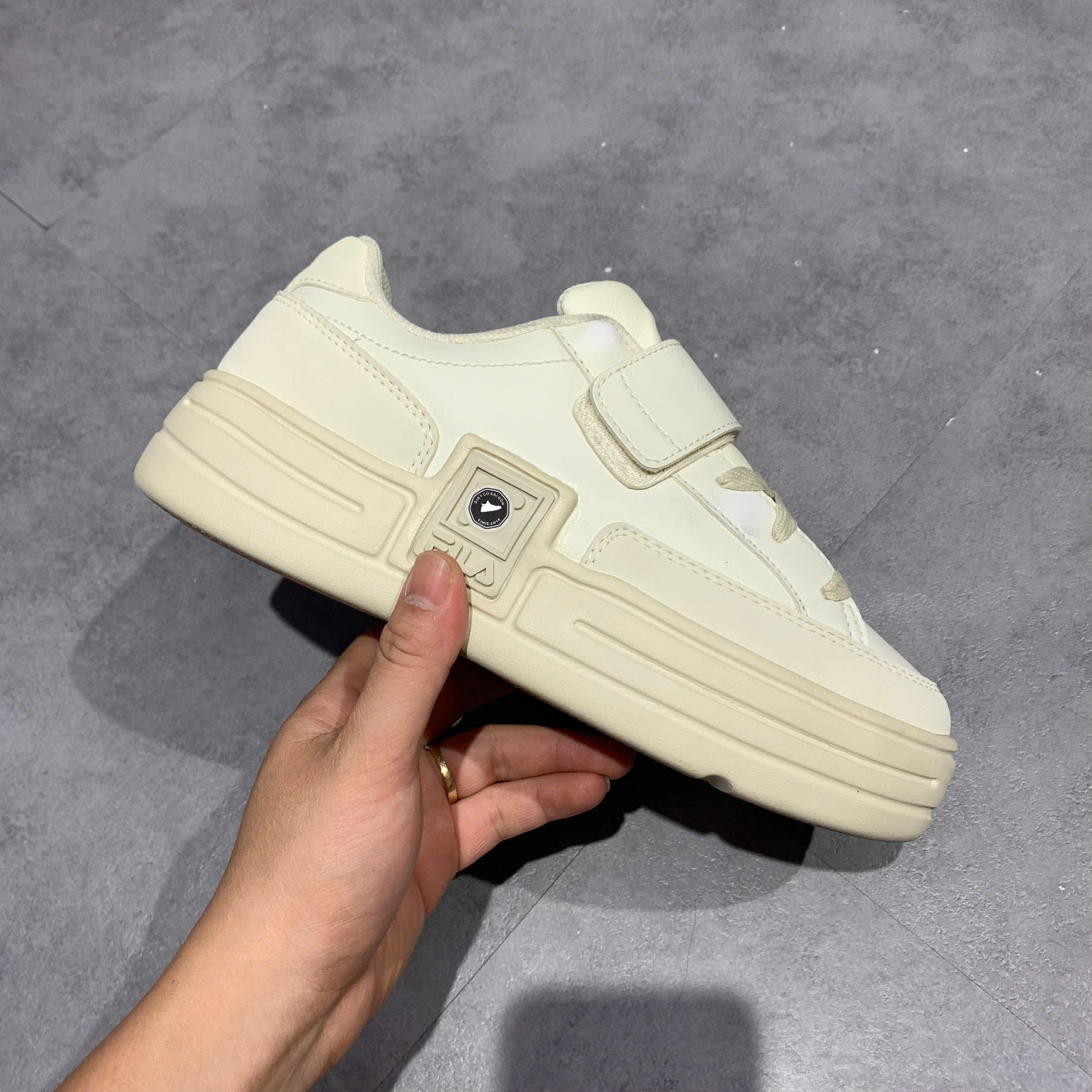 FILA Funky Tennis 1998 VC 1TM01375E 920 SIZE 39 GIÀY 2HAND CHÍNH HÃNG PVN20928