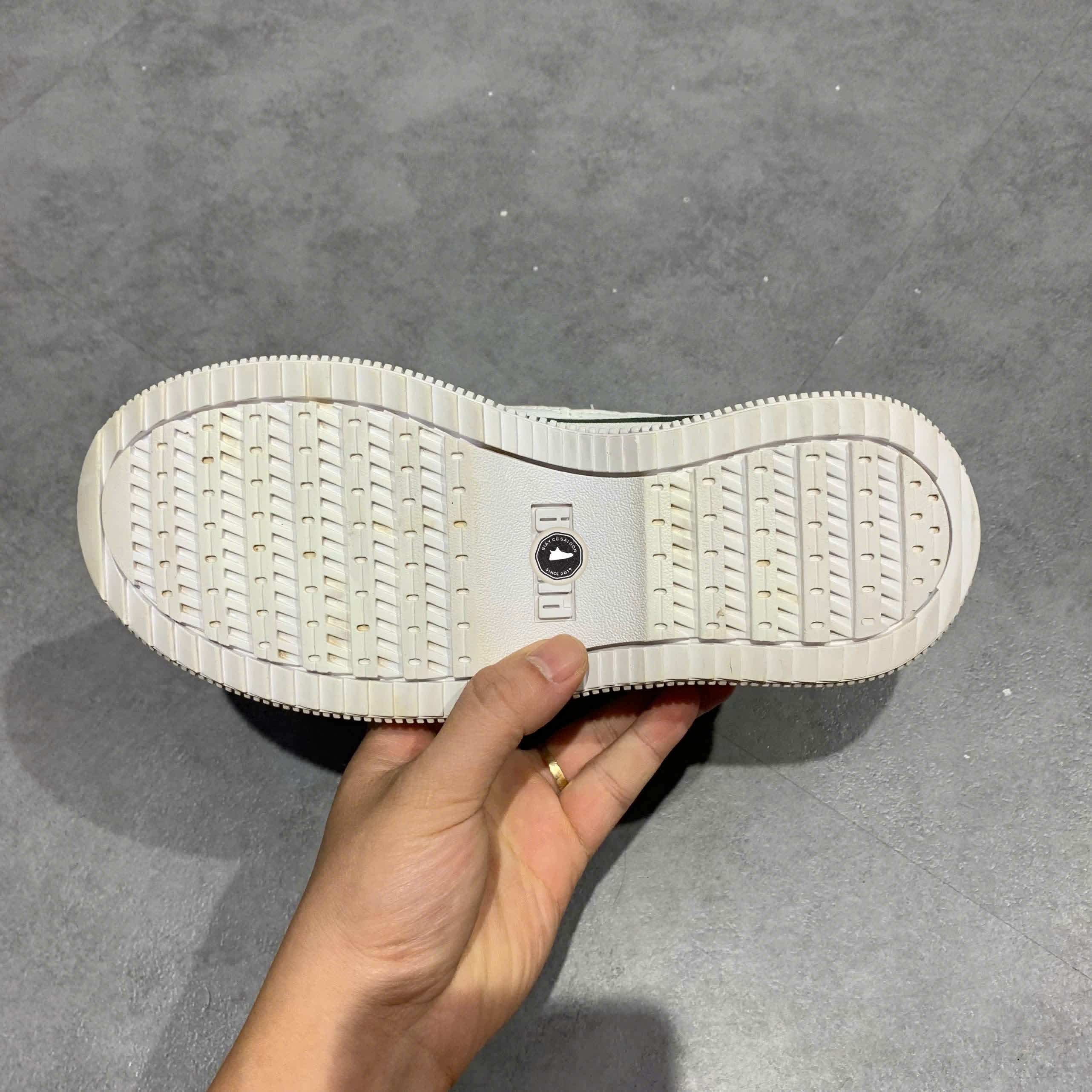 PUMA CARINA L 373920 01 SIZE 37 GIÀY 2HAND CHÍNH HÃNG PVN20917