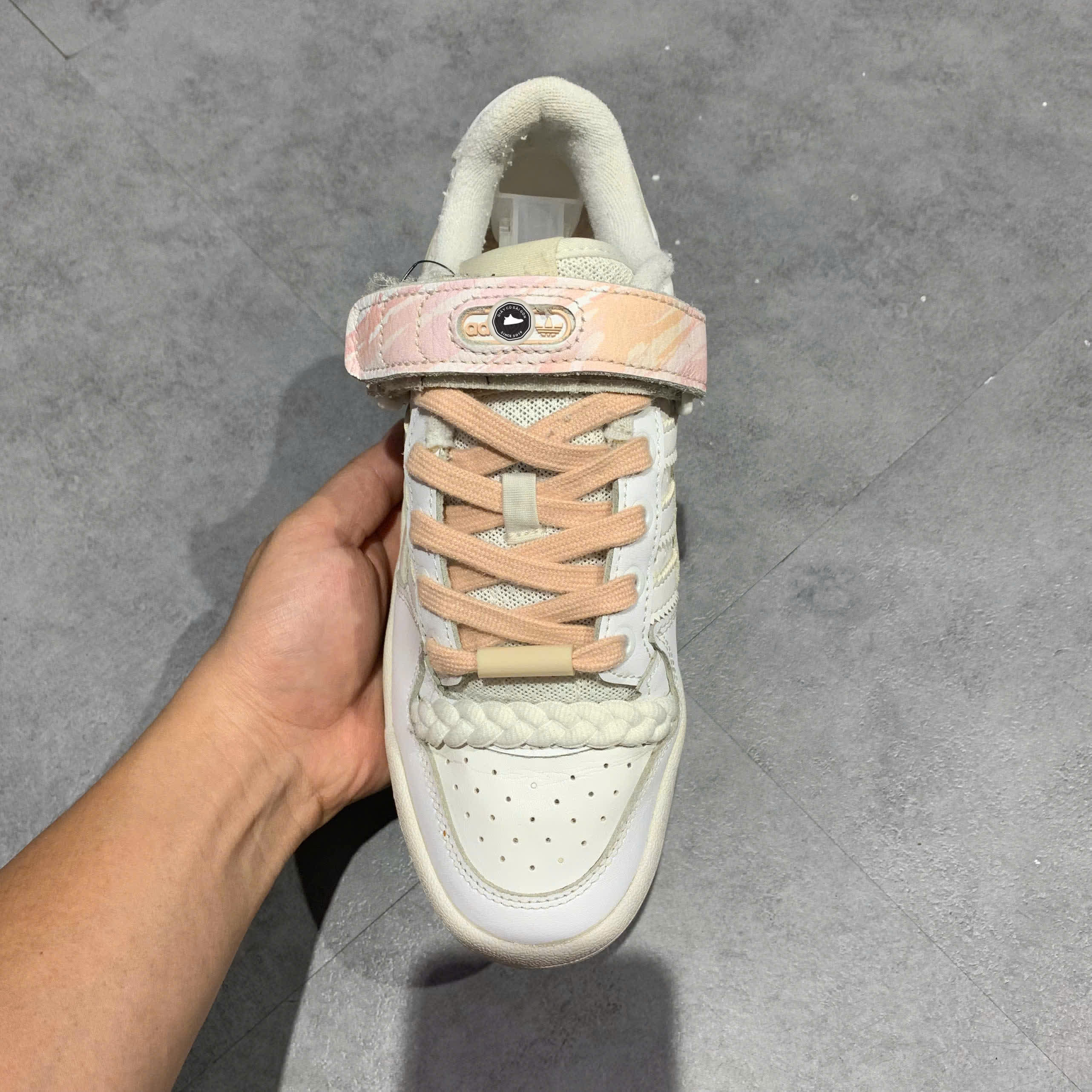 (WMNS) adidas originals Forum Low Sneakers White/Beige GY6984 SIZE 37 1/3 GIÀY 2HAND CHÍNH HÃNG PVN20974