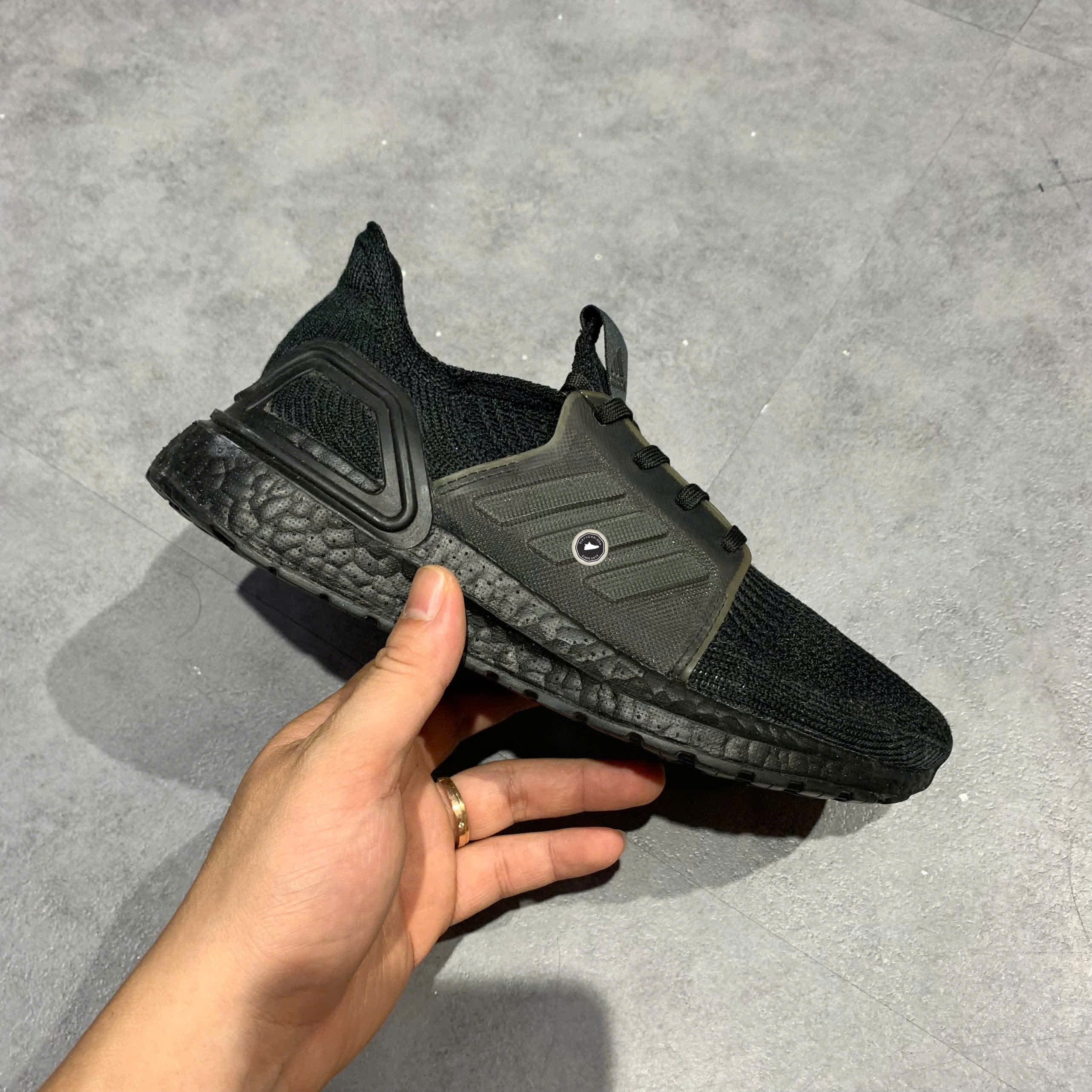 Adidas Ultraboost EF1345 SIZE 36 GIÀY 2HAND CHÍNH HÃNG PVN20858