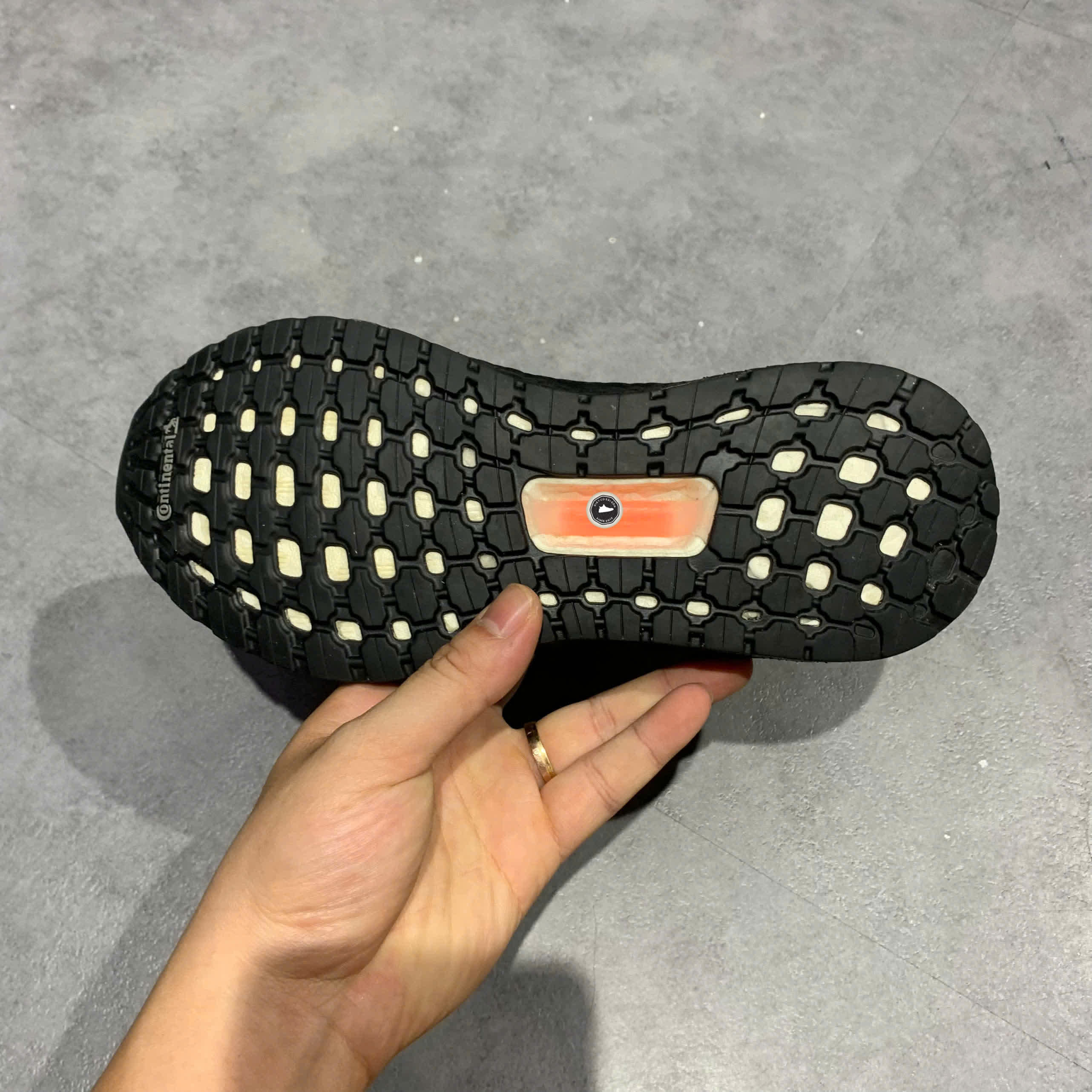 Adidas Ultraboost EF1345 SIZE 36 GIÀY 2HAND CHÍNH HÃNG PVN20858