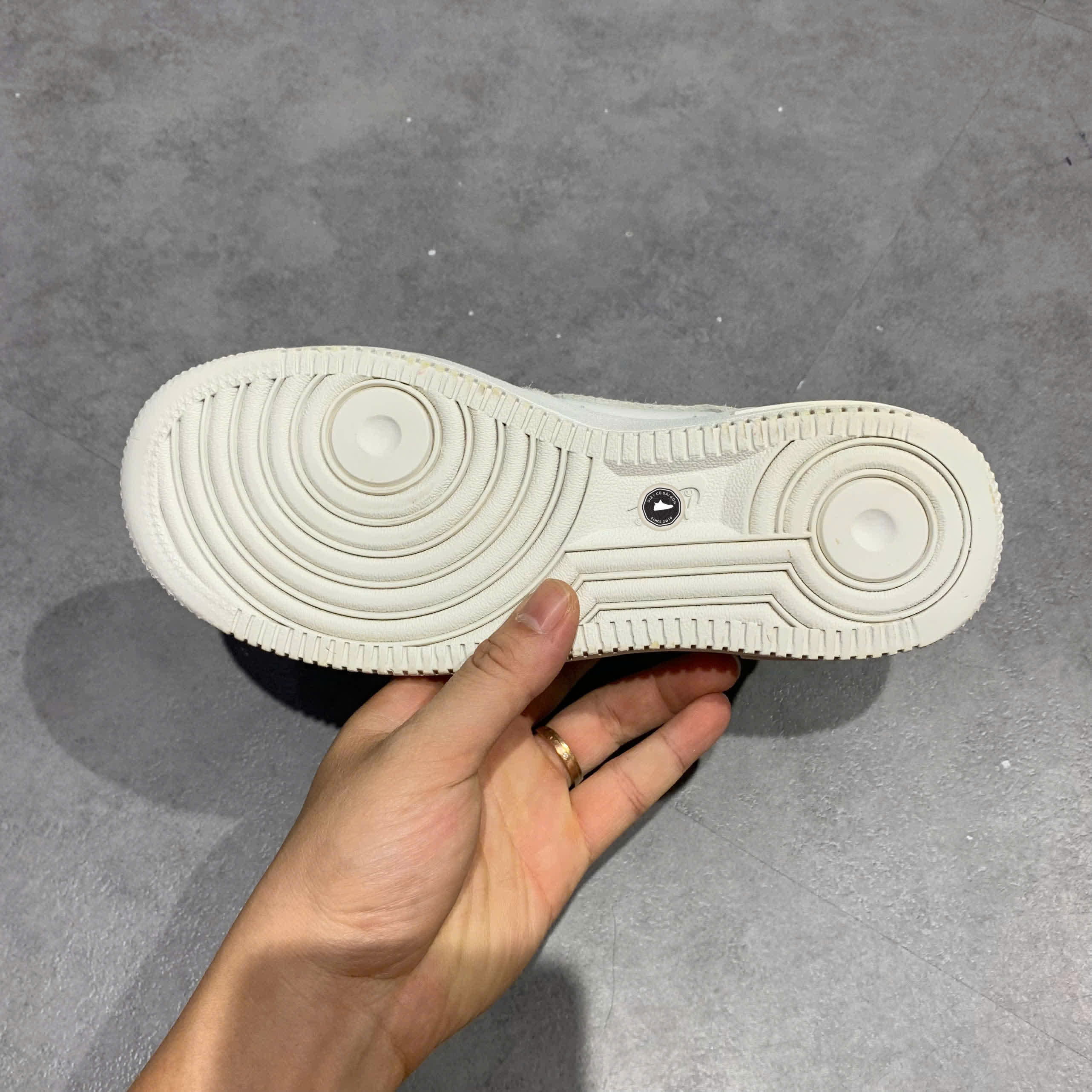 NIKE AIR FORCE 1 LOW GS 'WHITE' 314192 117 SIZE 36 GIÀY 2HAND CHÍNH HÃNG PVN20727