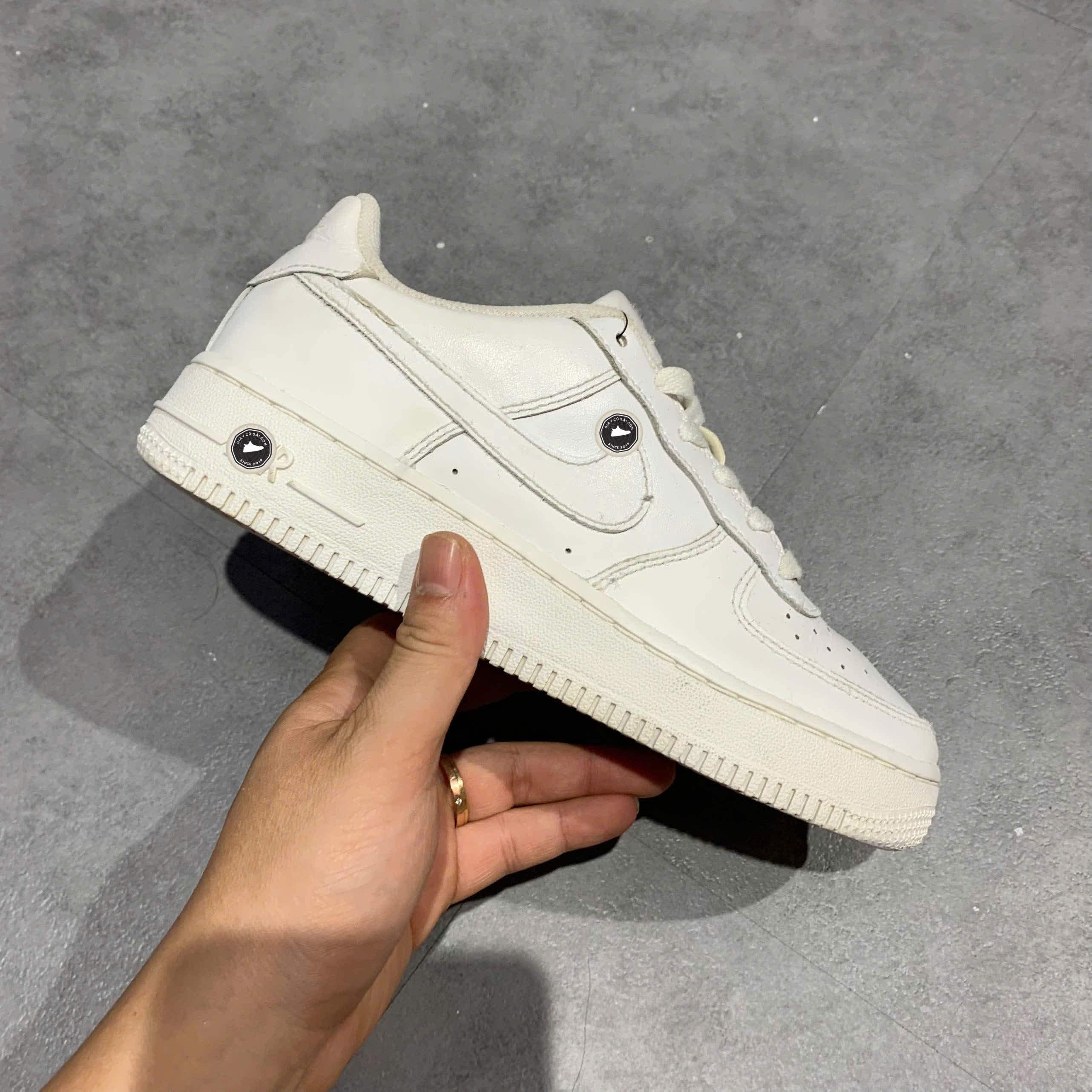 NIKE AIR FORCE 1 LOW GS 'WHITE' 314192 117 SIZE 36 GIÀY 2HAND CHÍNH HÃNG PVN20727