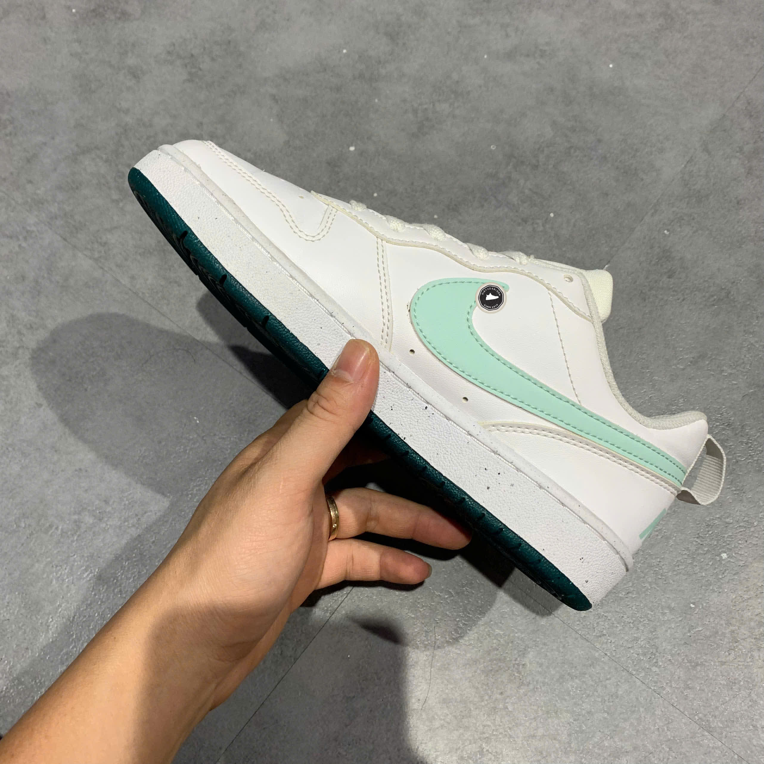 Nike Court Borough Low Recraft (GS) DV5456 102 SIZE 37.5 GIÀY 2HAND CHÍNH HÃNG PVN20979