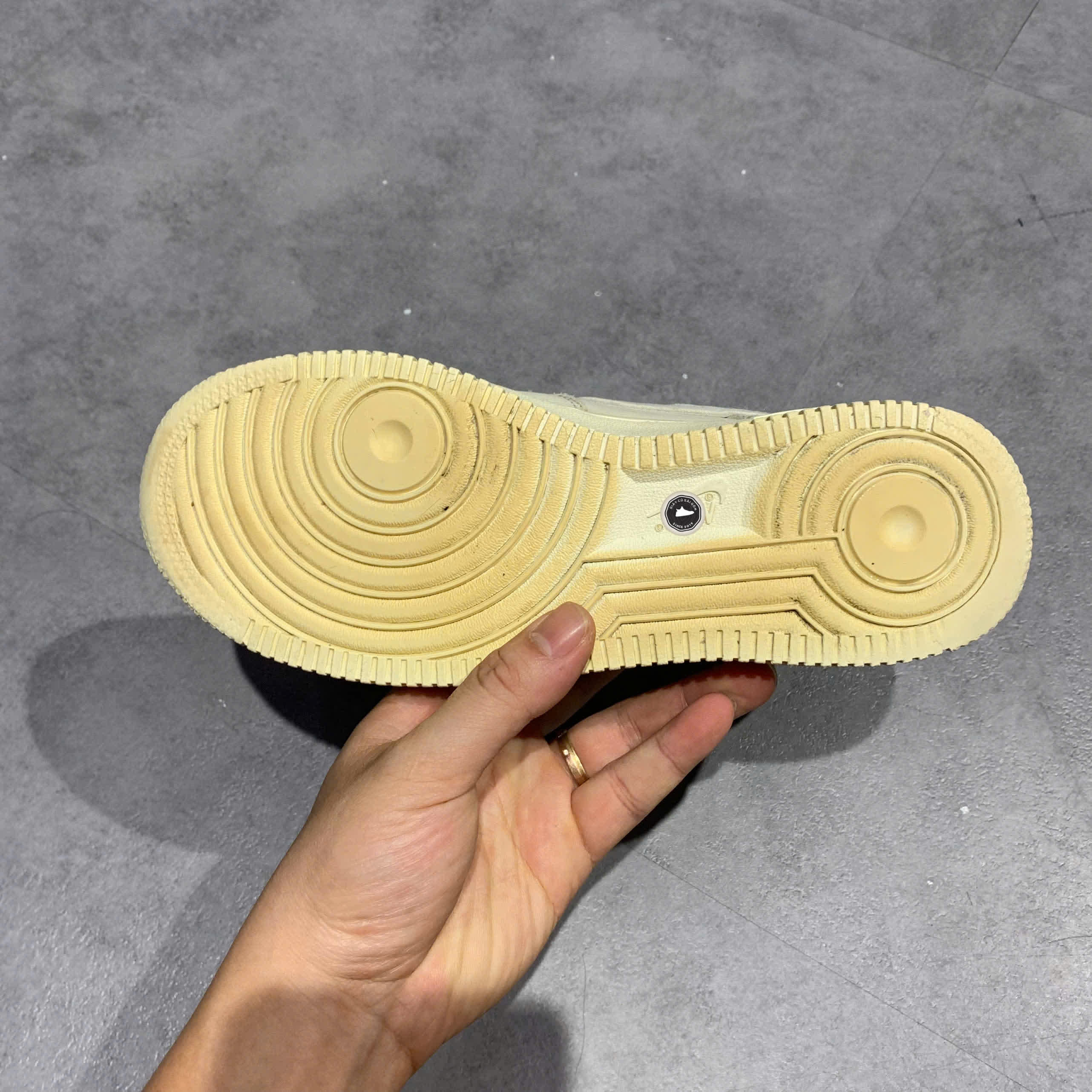 NIKE WMNS AIR FORCE 1 LOW PRM MF 'SUMMIT WHITE' DR9503 100 SIZE 36.5 GIÀY 2HAND CHÍNH HÃNG PVN20679