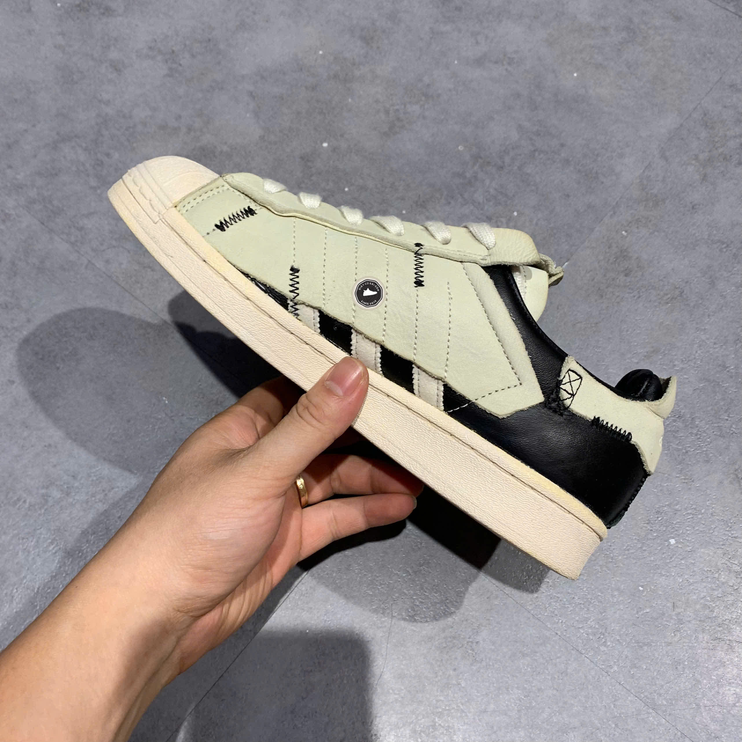 ADIDAS SUPERSTAR WS1 'DECONSTRUCTED WHITE STRIPES' FV3023 SIZE 38 GIÀY 2HAND CHÍNH HÃNG PVN20872