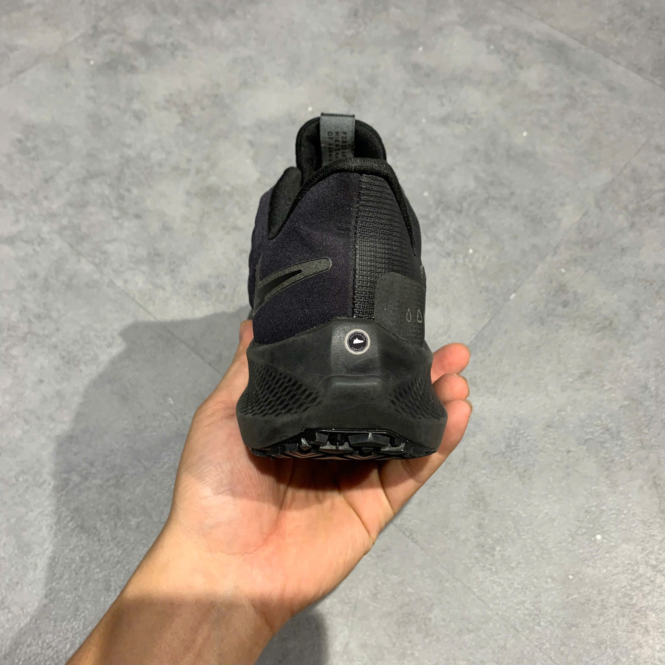 Nike Air Zoom Pegasus 39 Shield 'Black Off Noir' DO7625 001 SIZE 39 GIÀY 2HAND CHÍNH HÃNG PVN20837