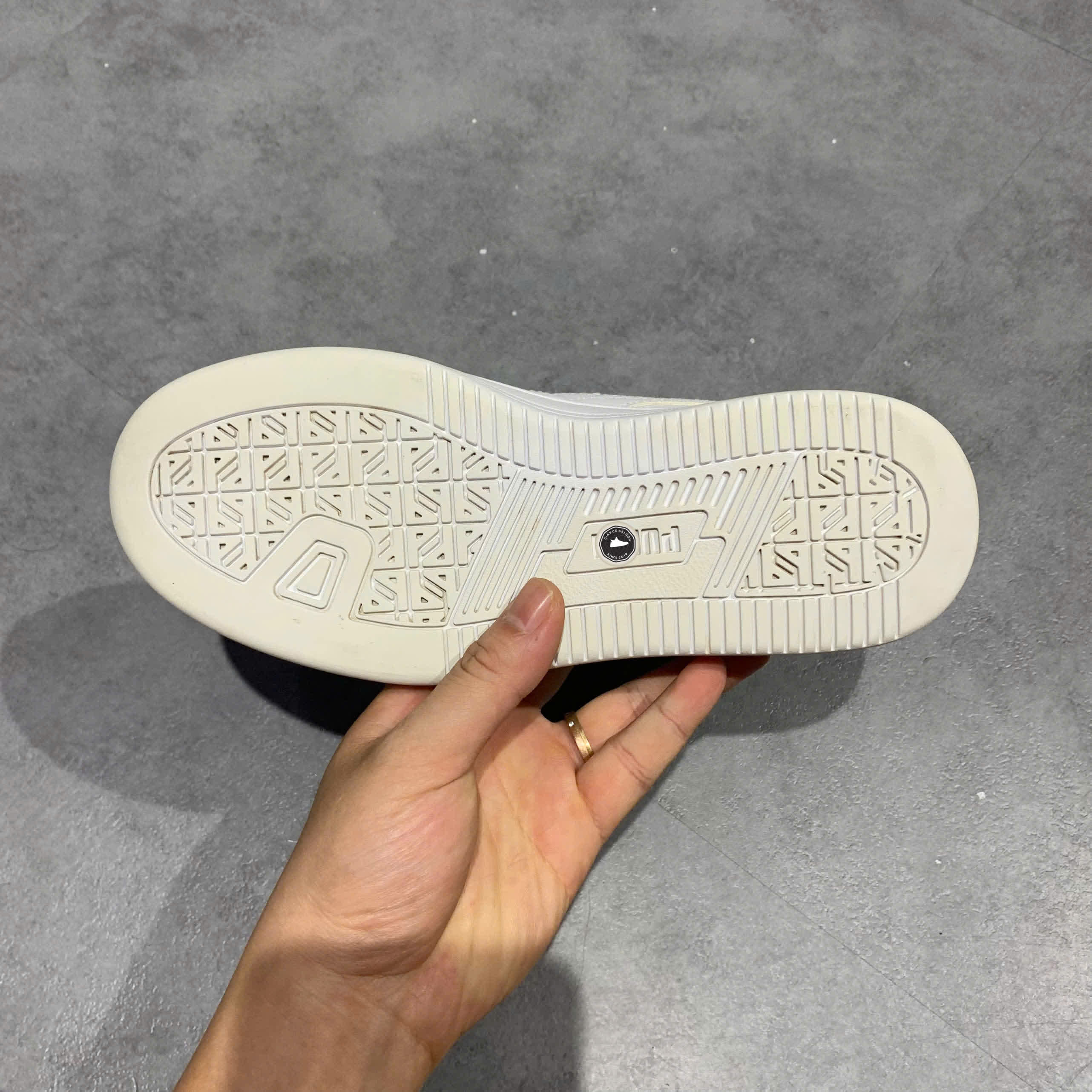 PUMA Caven 2.0 392290 02 SIZE 37 GIÀY 2HAND CHÍNH HÃNG PVN20887