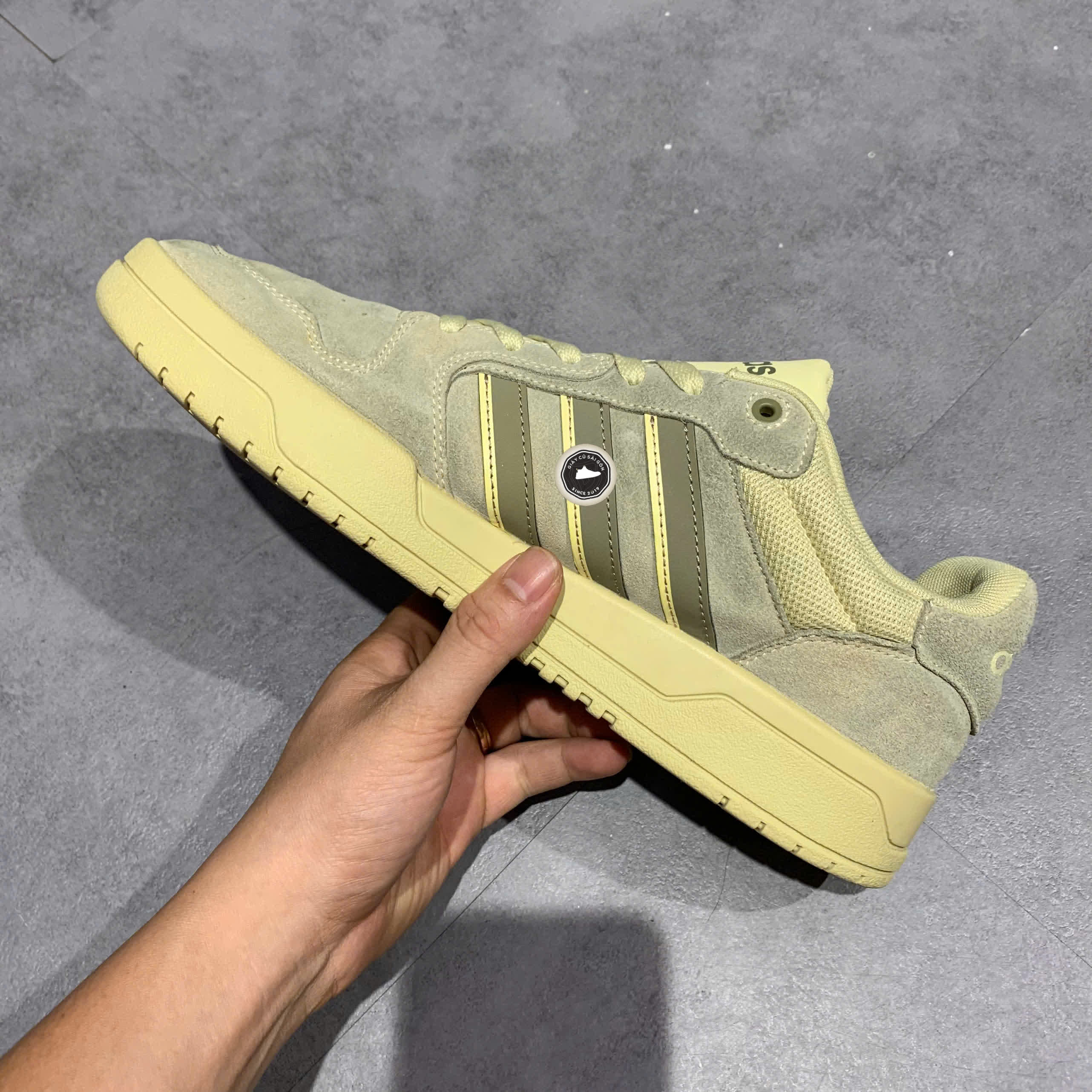 ADIDAS ENTRAP JS3007 SIZE 44 2/3 GIÀY 2HAND CHÍNH HÃNG PVN20417